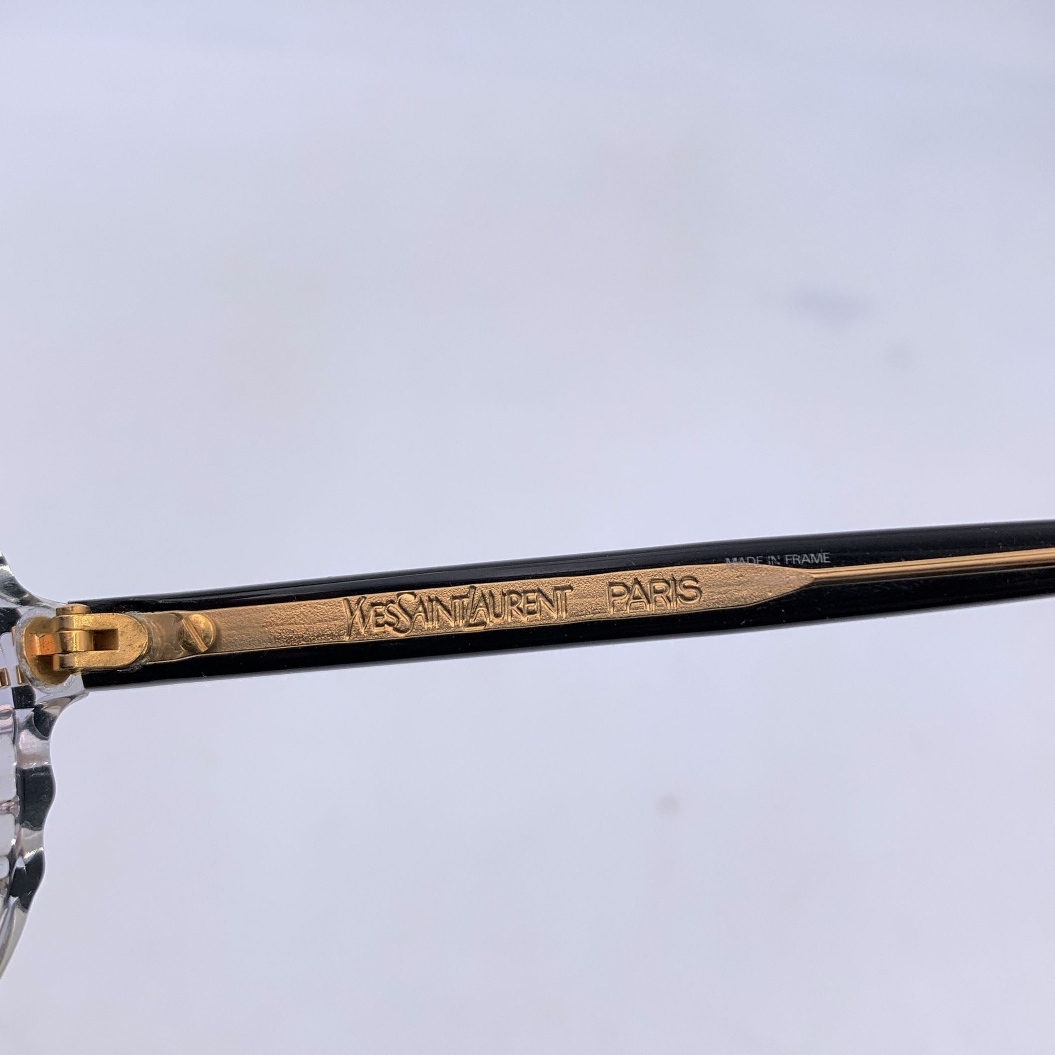 YVES SAINT LAURENT Sunglasses