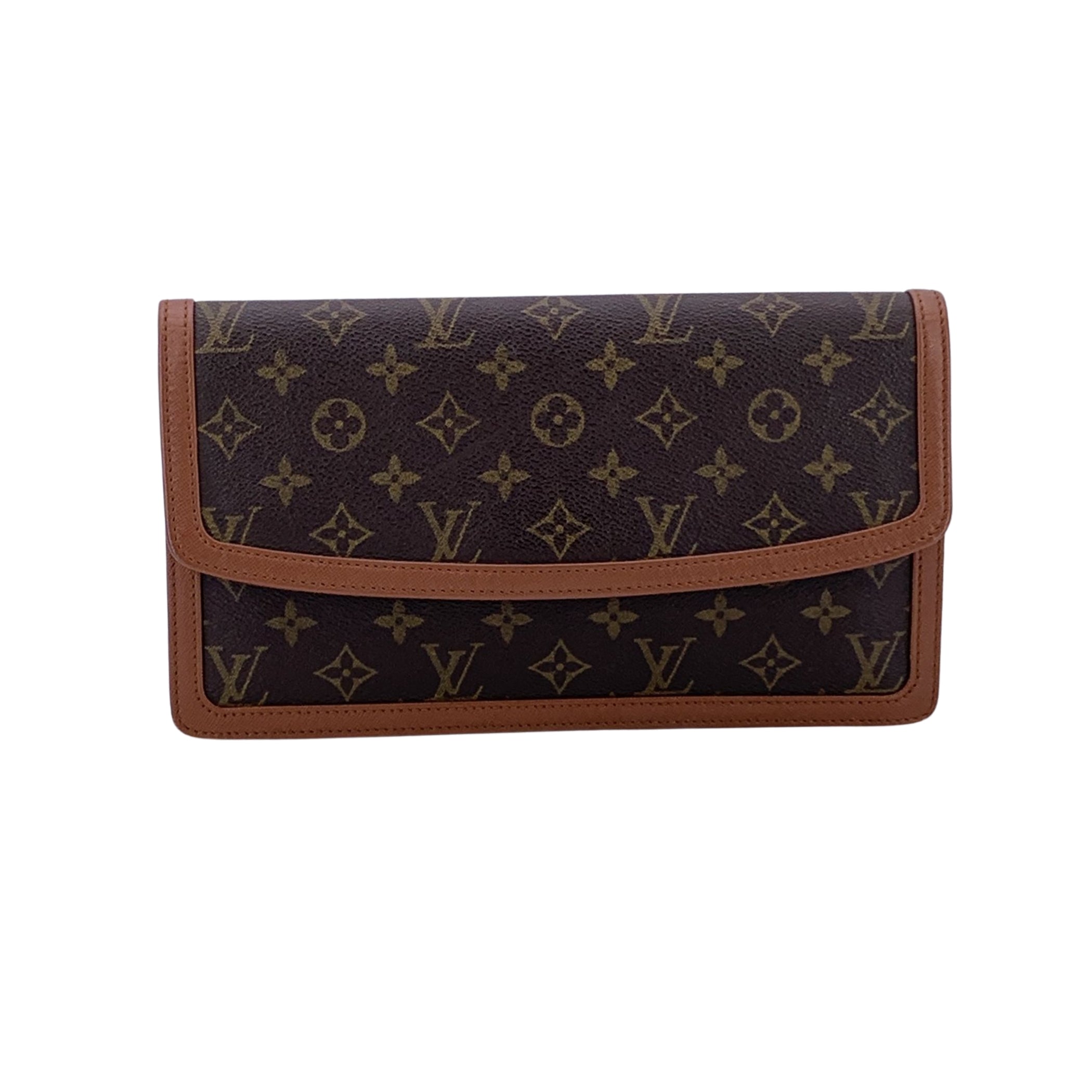 LOUIS VUITTON Clutches