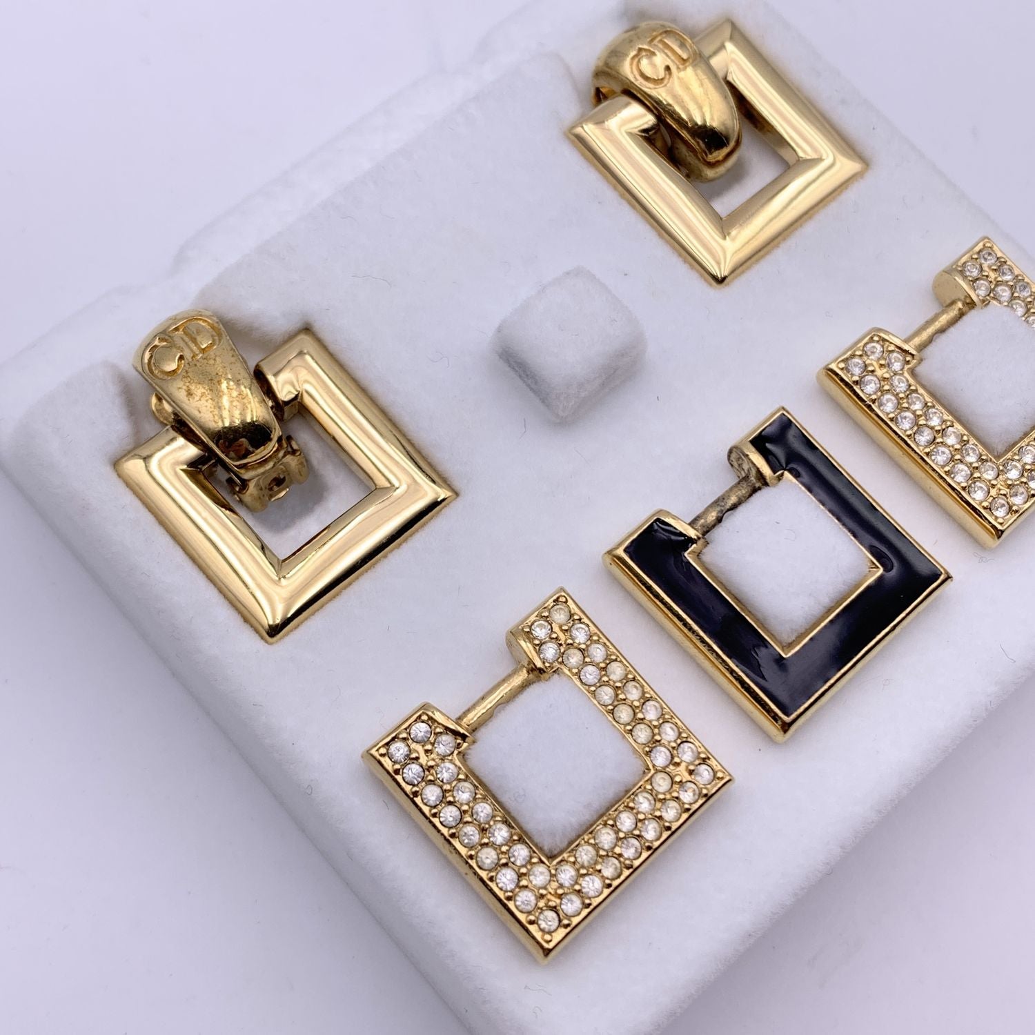 DIOR Necklaces