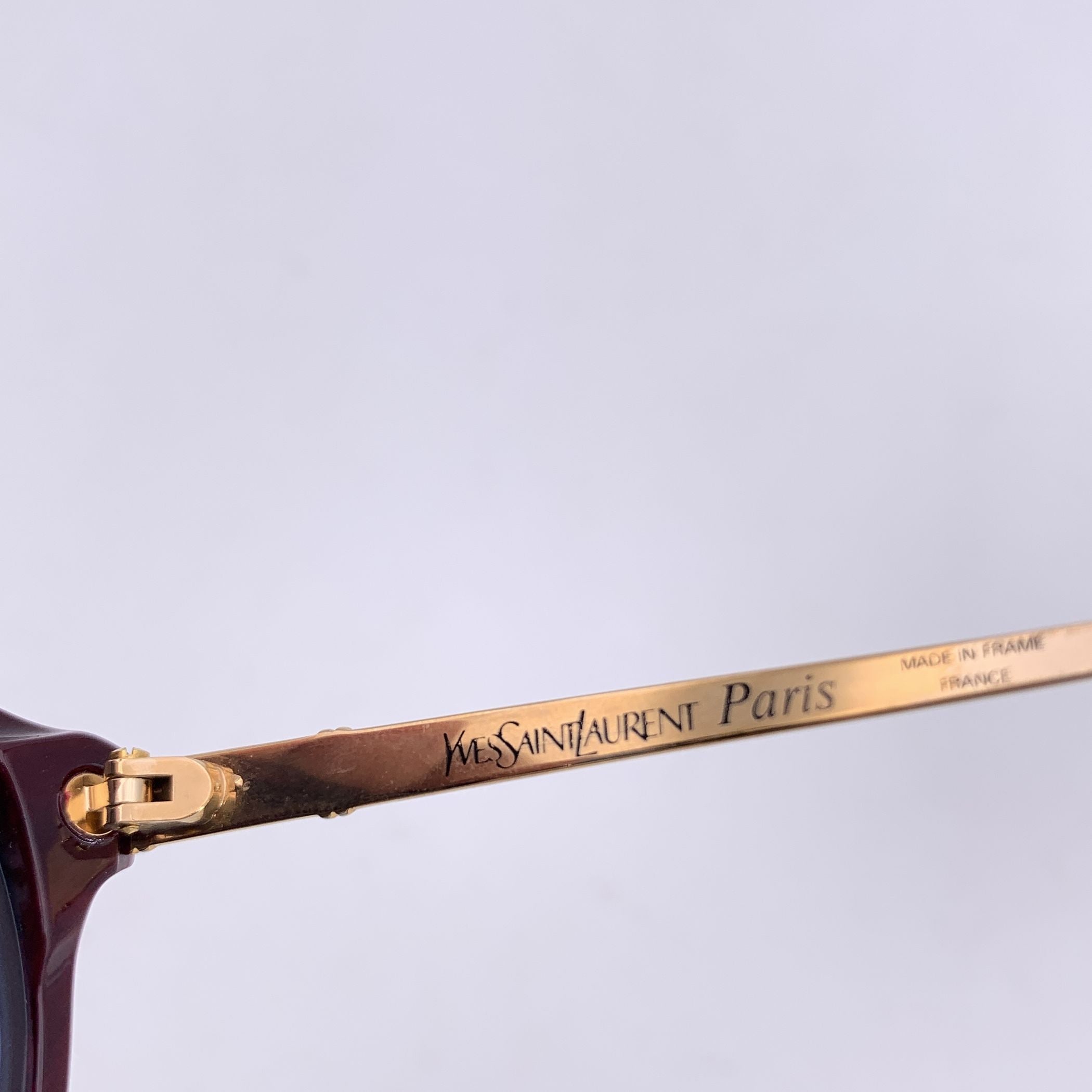 YVES SAINT LAURENT Sunglasses