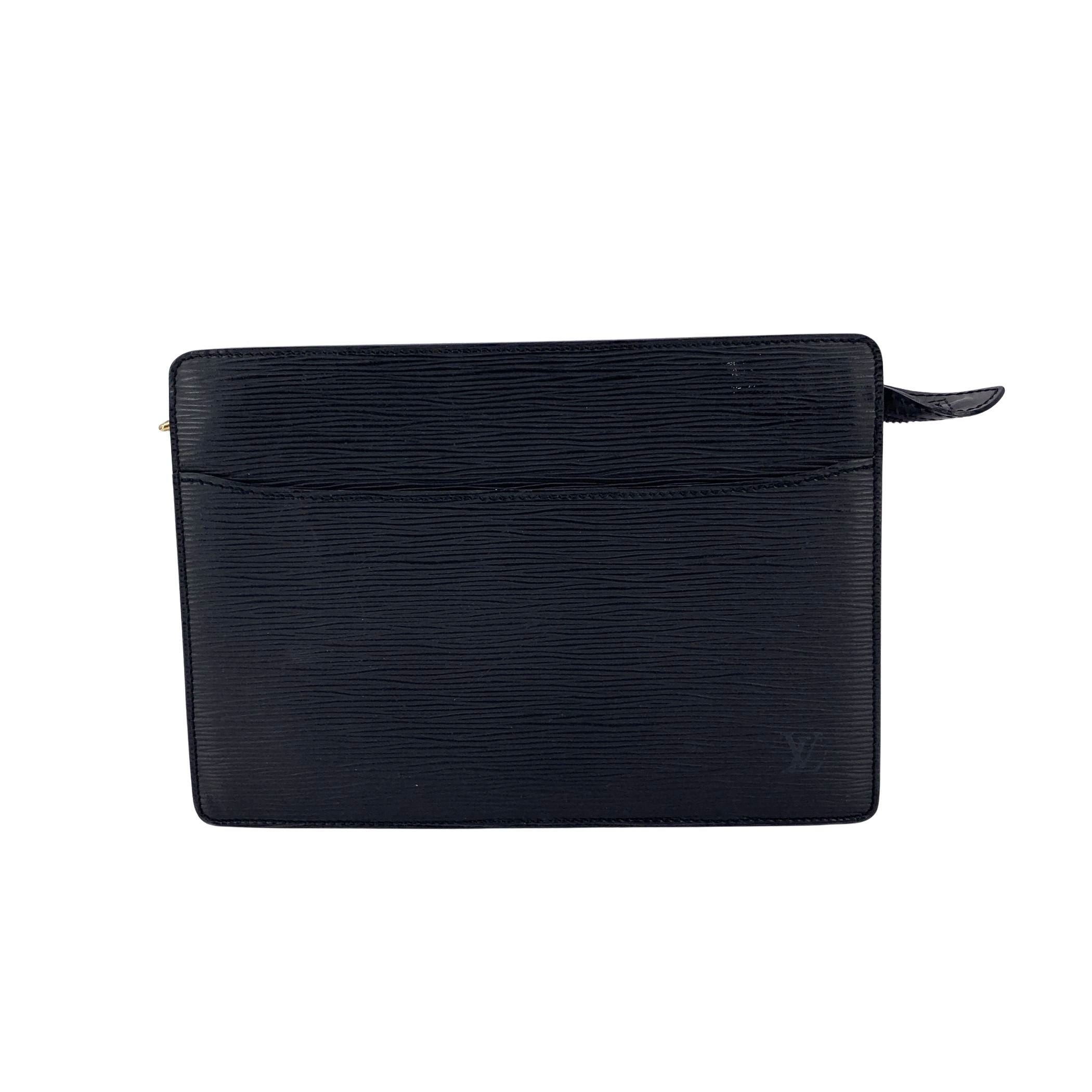 LOUIS VUITTON Clutches