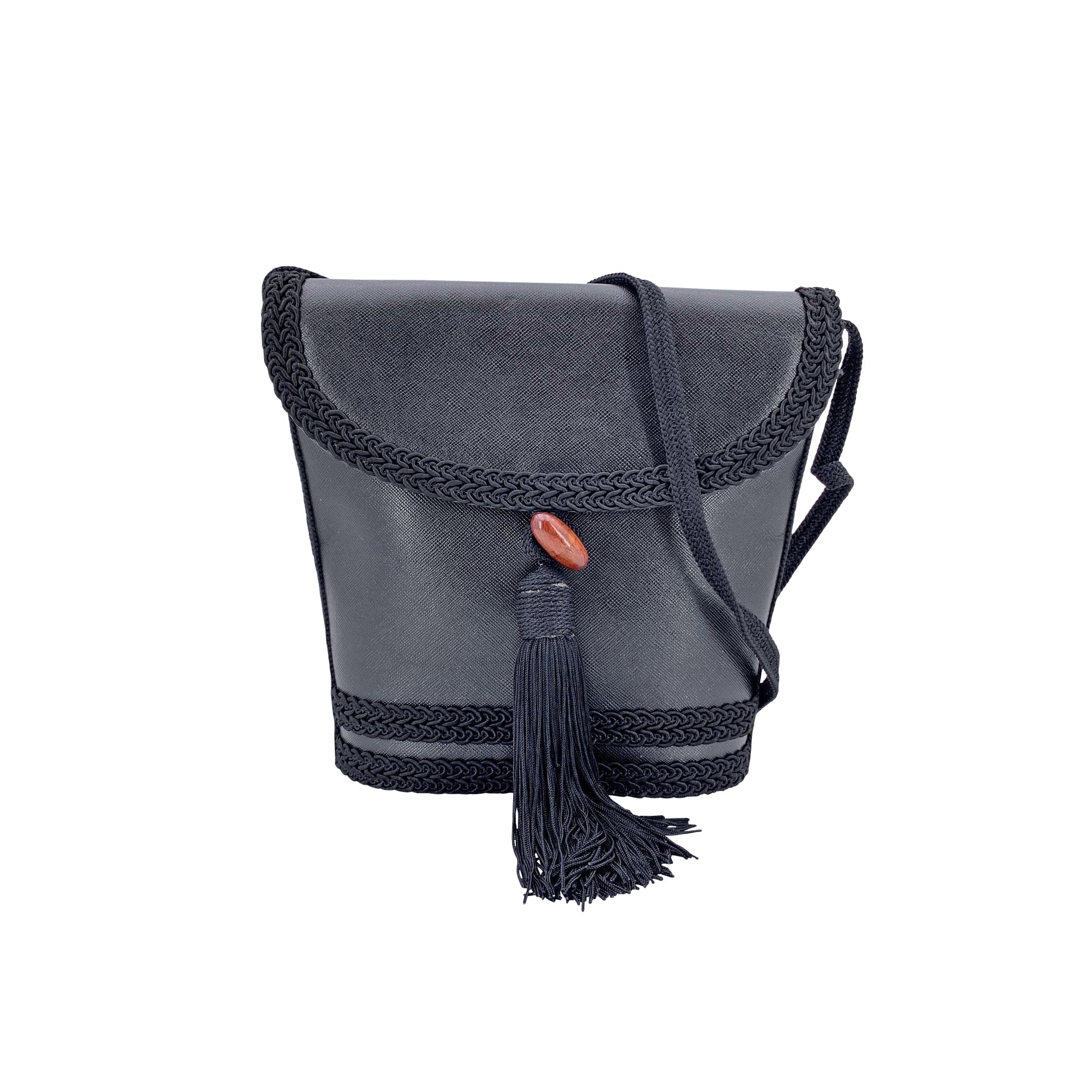 YVES SAINT LAURENT Shoulder Bags