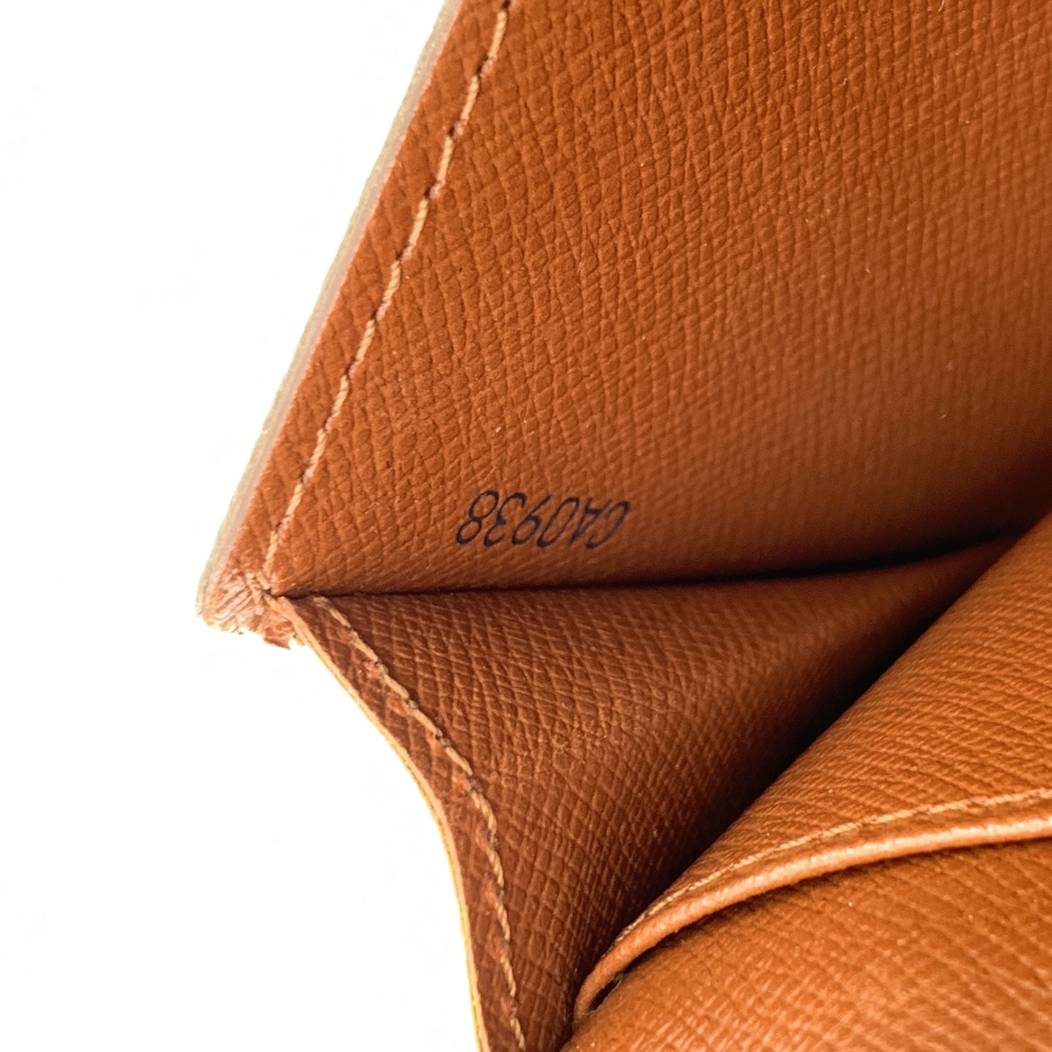 LOUIS VUITTON Wallets