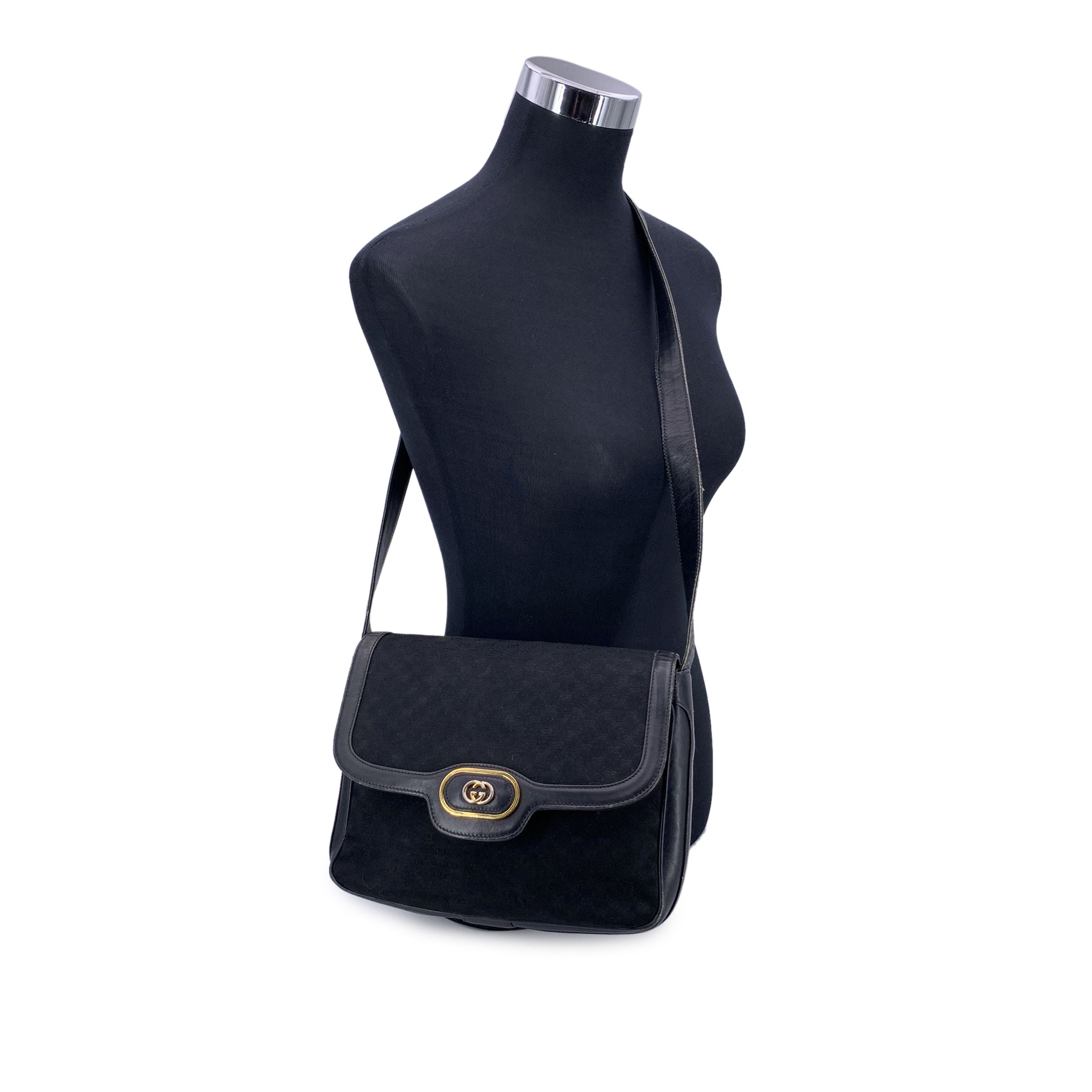 GUCCI Shoulder Bags