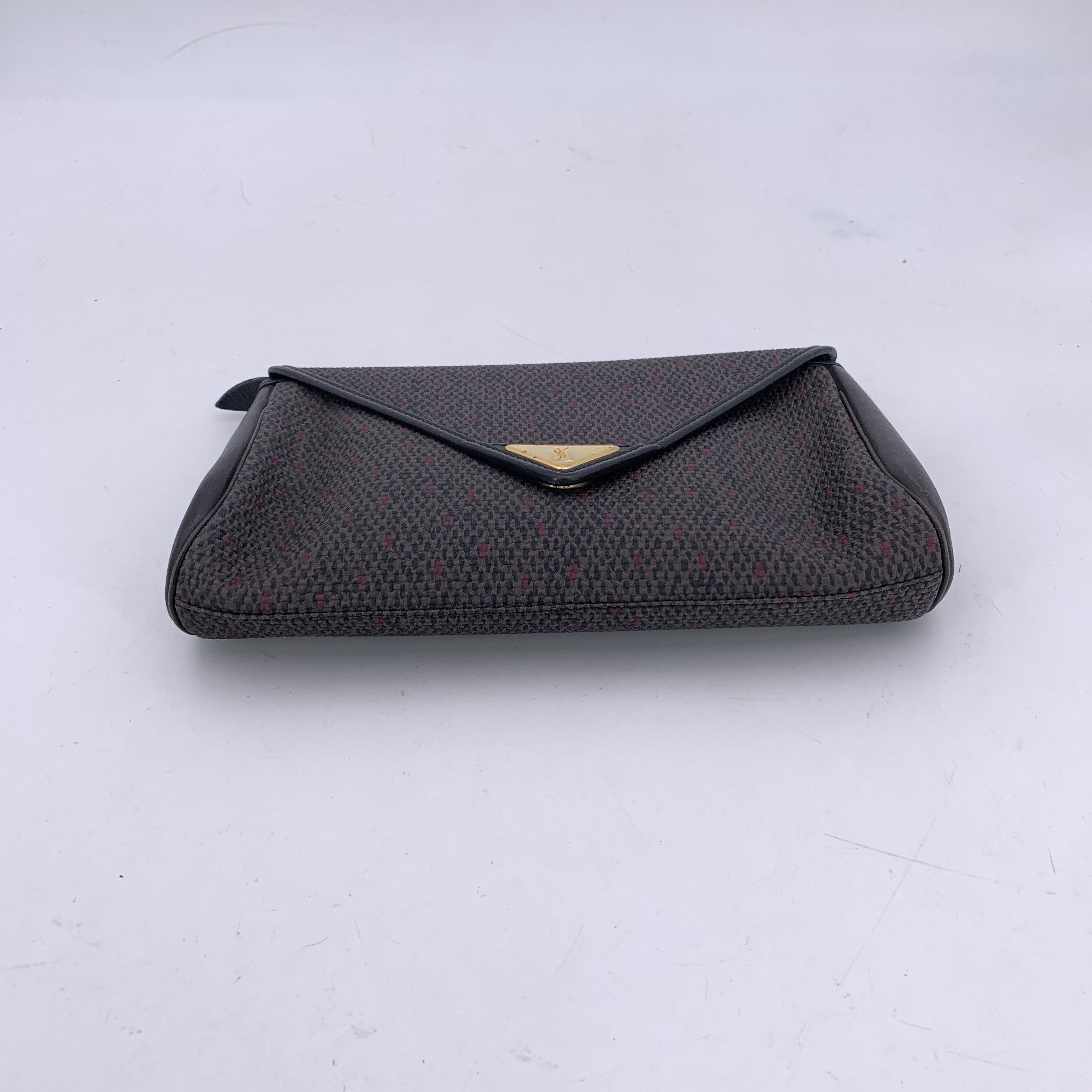 Clutches Yves Saint Laurent
