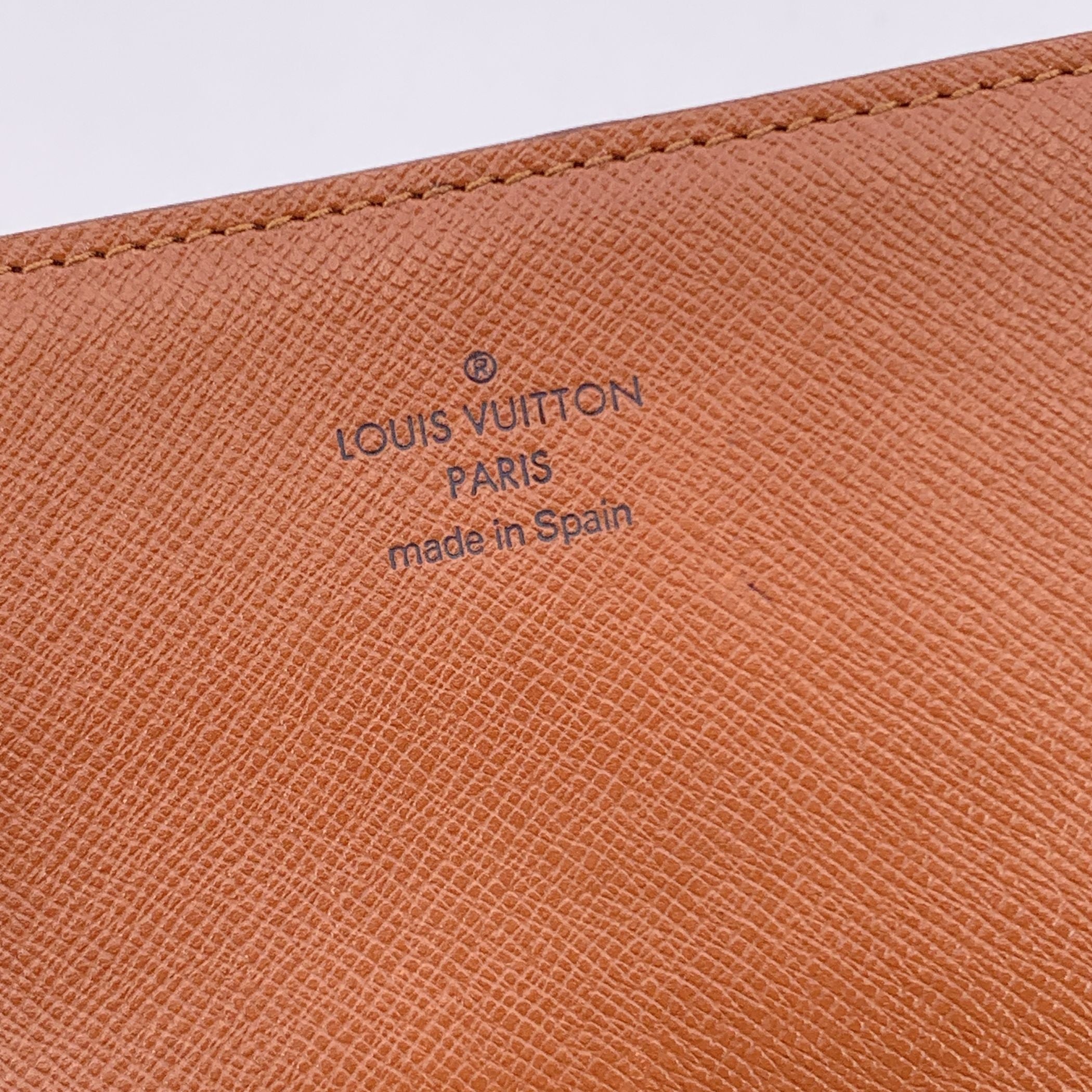 LOUIS VUITTON Wallets