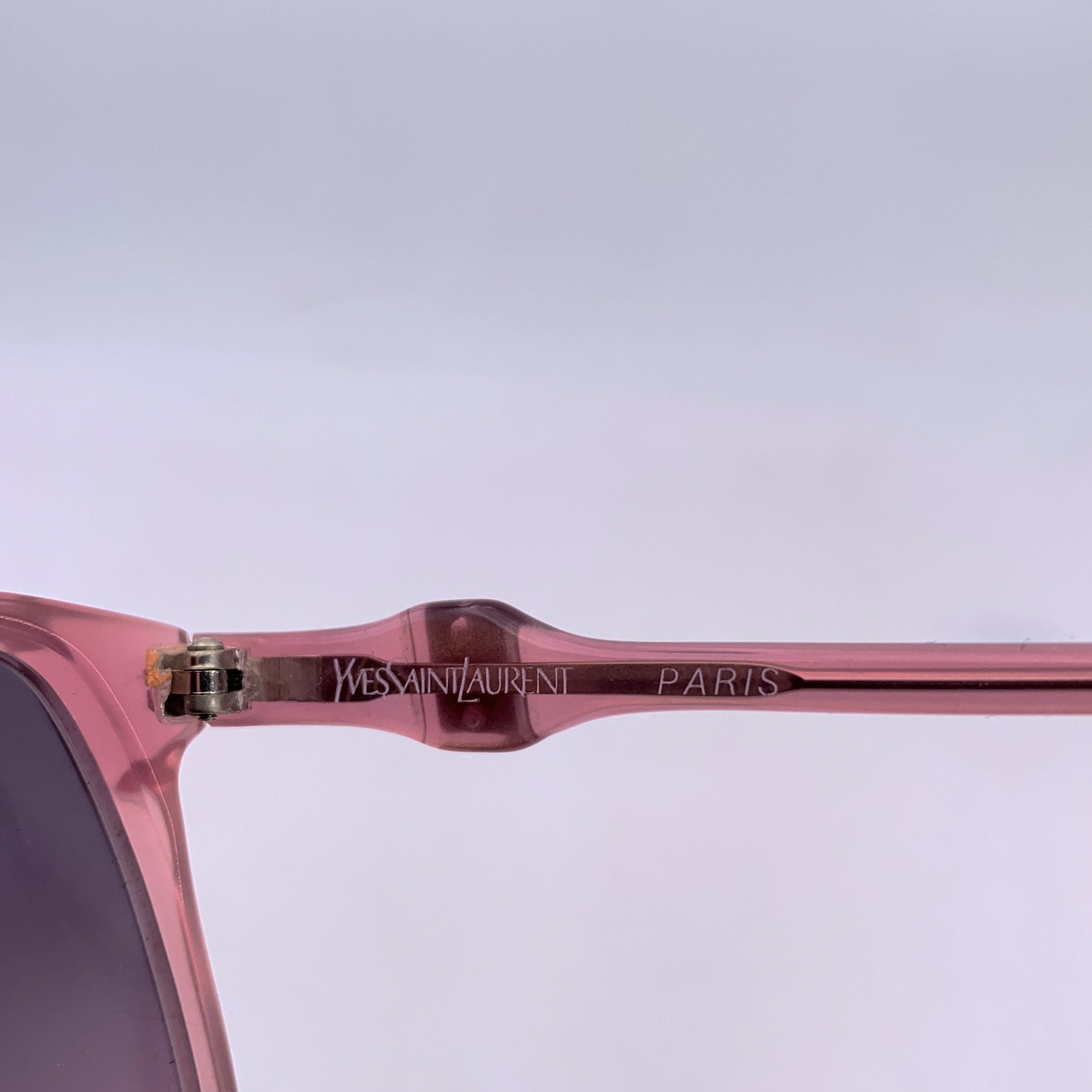 YVES SAINT LAURENT Sunglasses