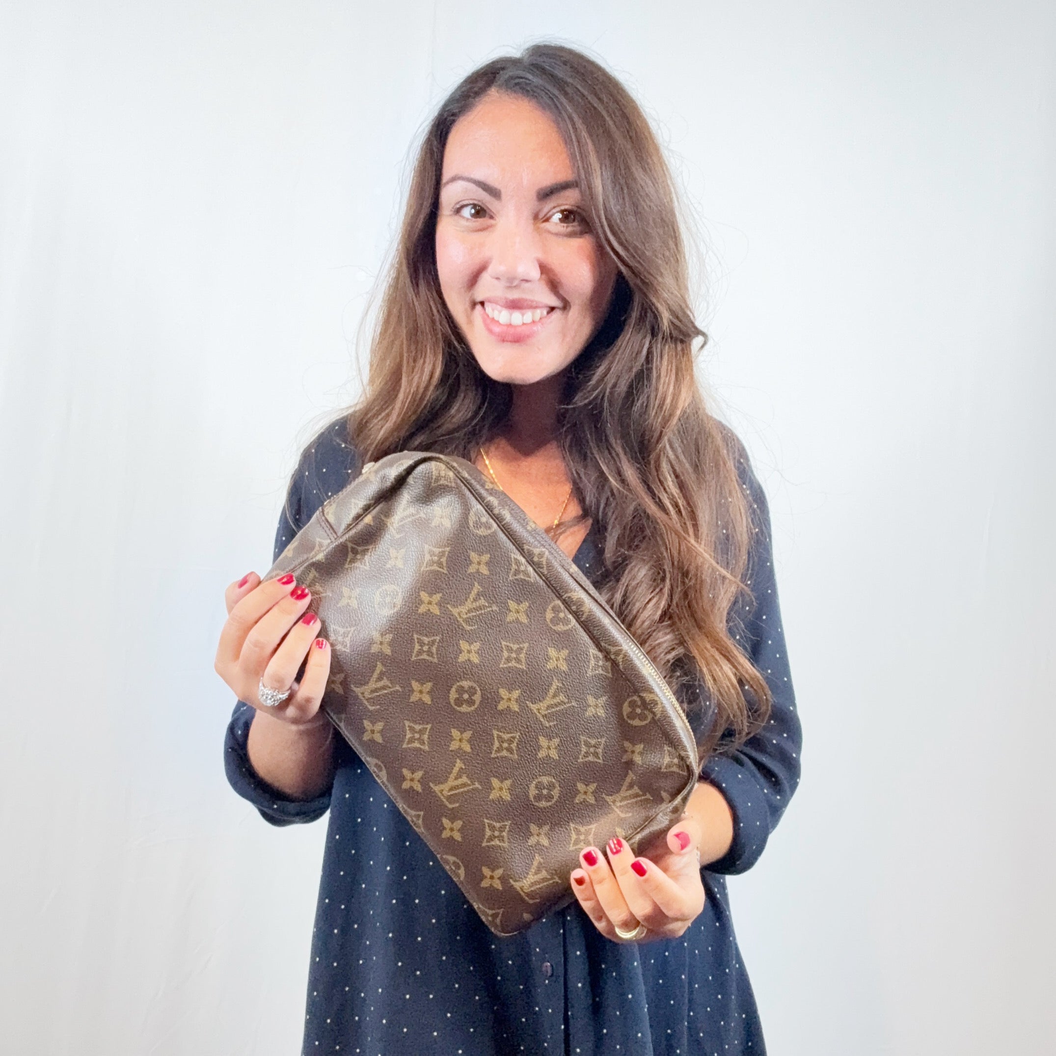 Louis Vuitton Vintage Monogram Trousse de Toilette 28 Cosmetic Bag
