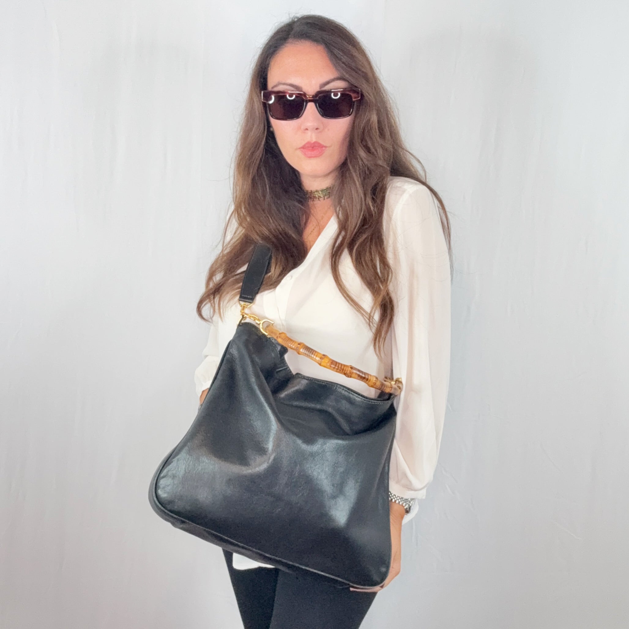 Gucci Vintage Hobo-Umhängetasche aus schwarzem Leder mit Bambusgriff