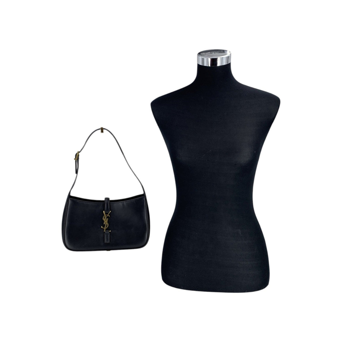 Saint Laurent Le 5 a 7 Shoulder Bags