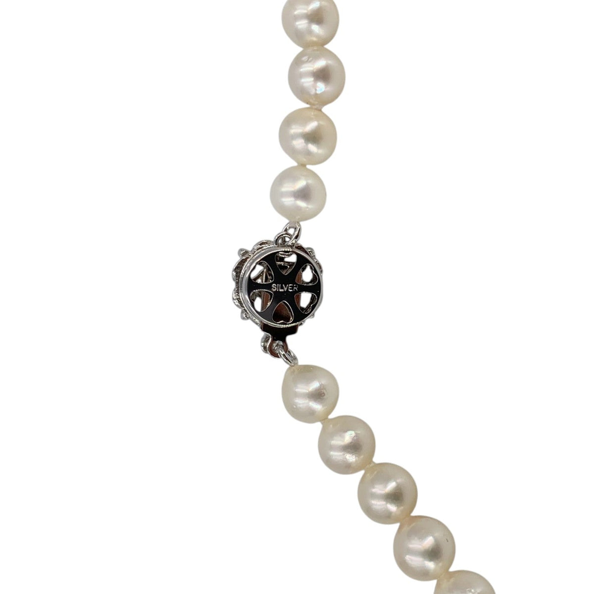 Akoya Pearls Floral Clasp Pearl Necklaces