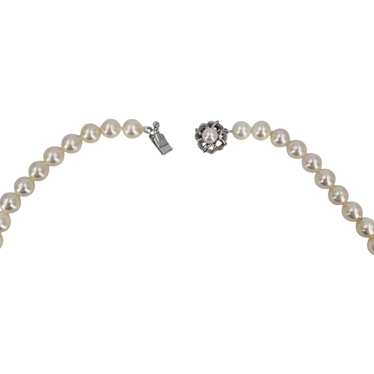 Akoya Pearls Floral Clasp Pearl Necklaces