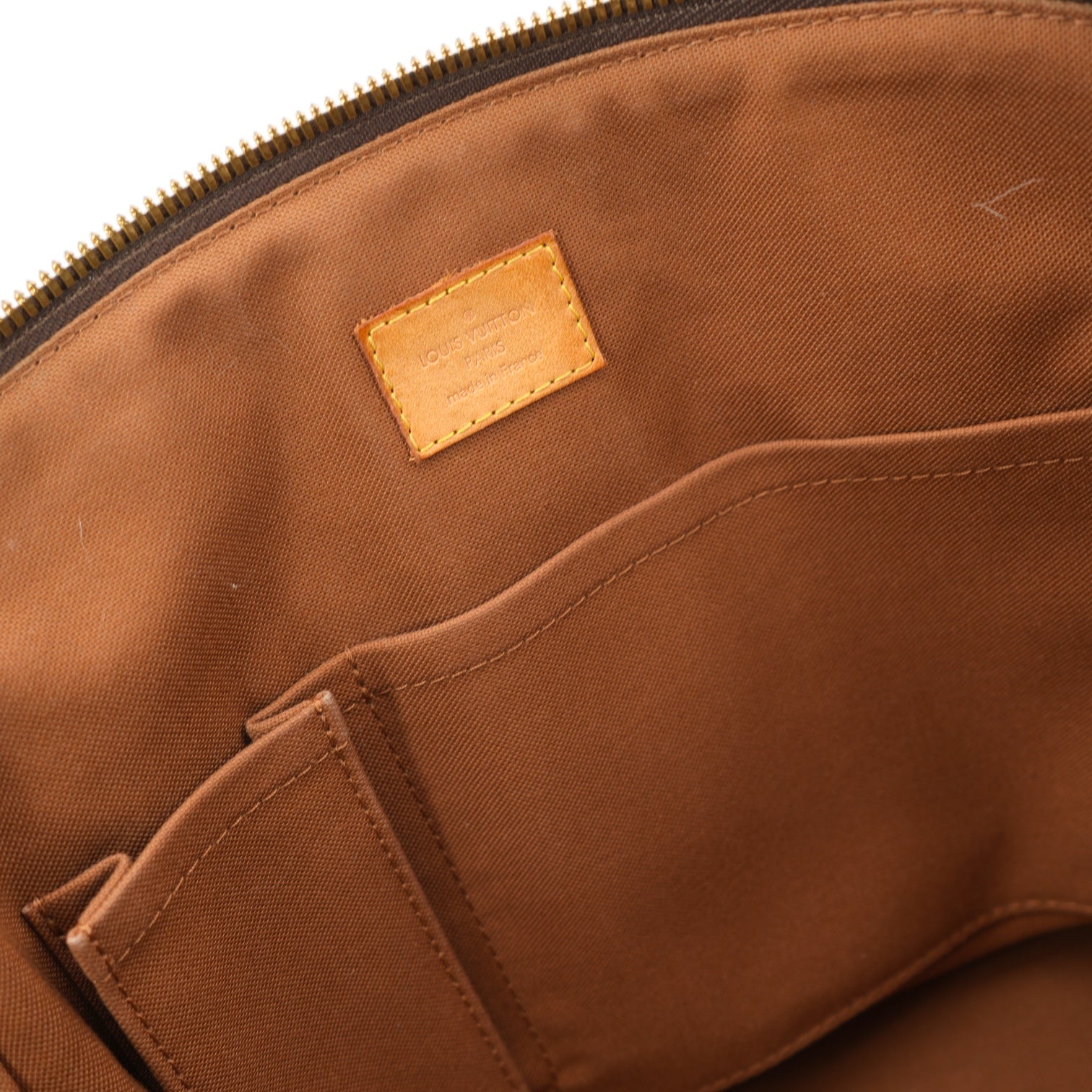 Louis Vuitton Tivoli Shoulder Bags
