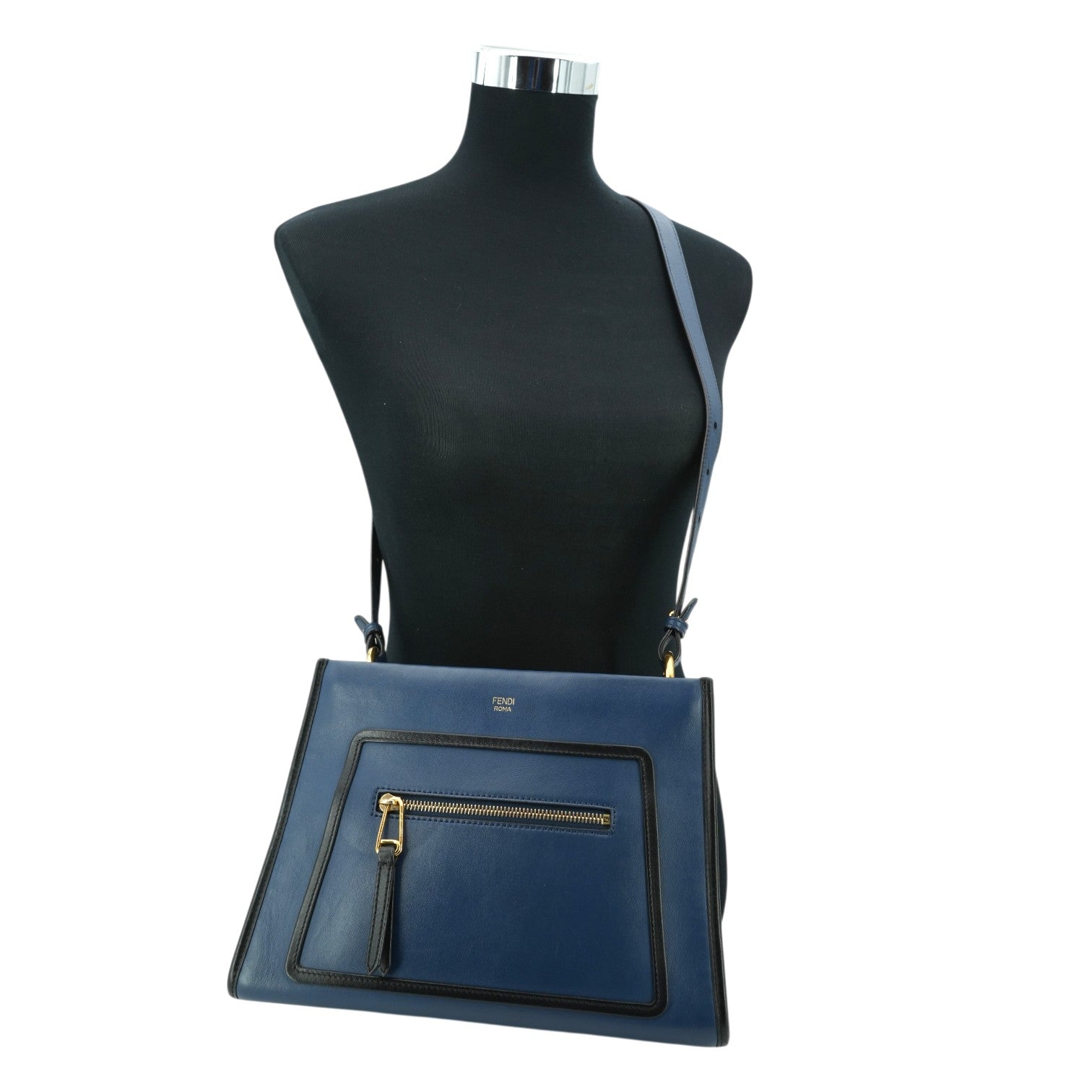 Fendi Runaway Shoulder Bags