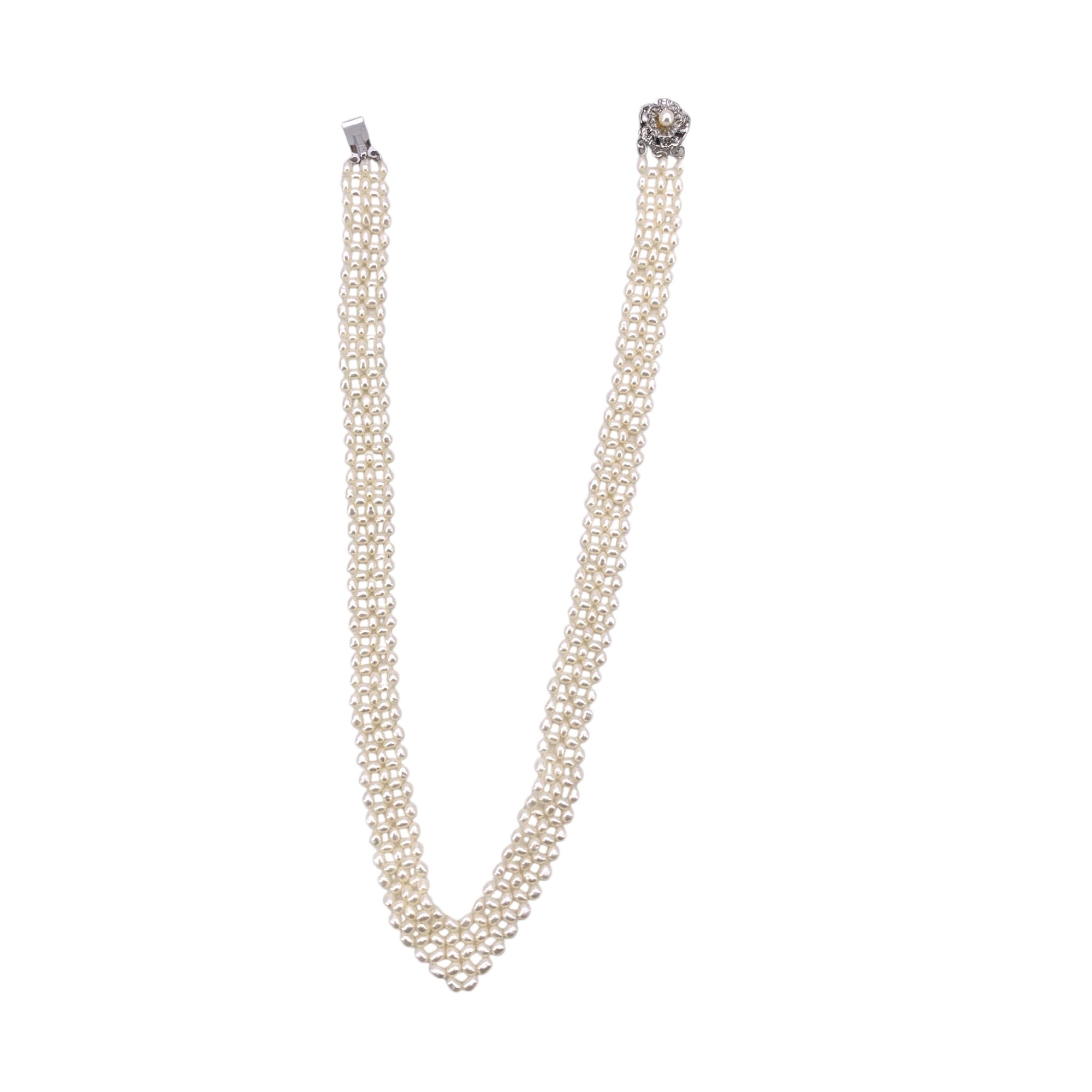 Freshwater Pearls Necklaces