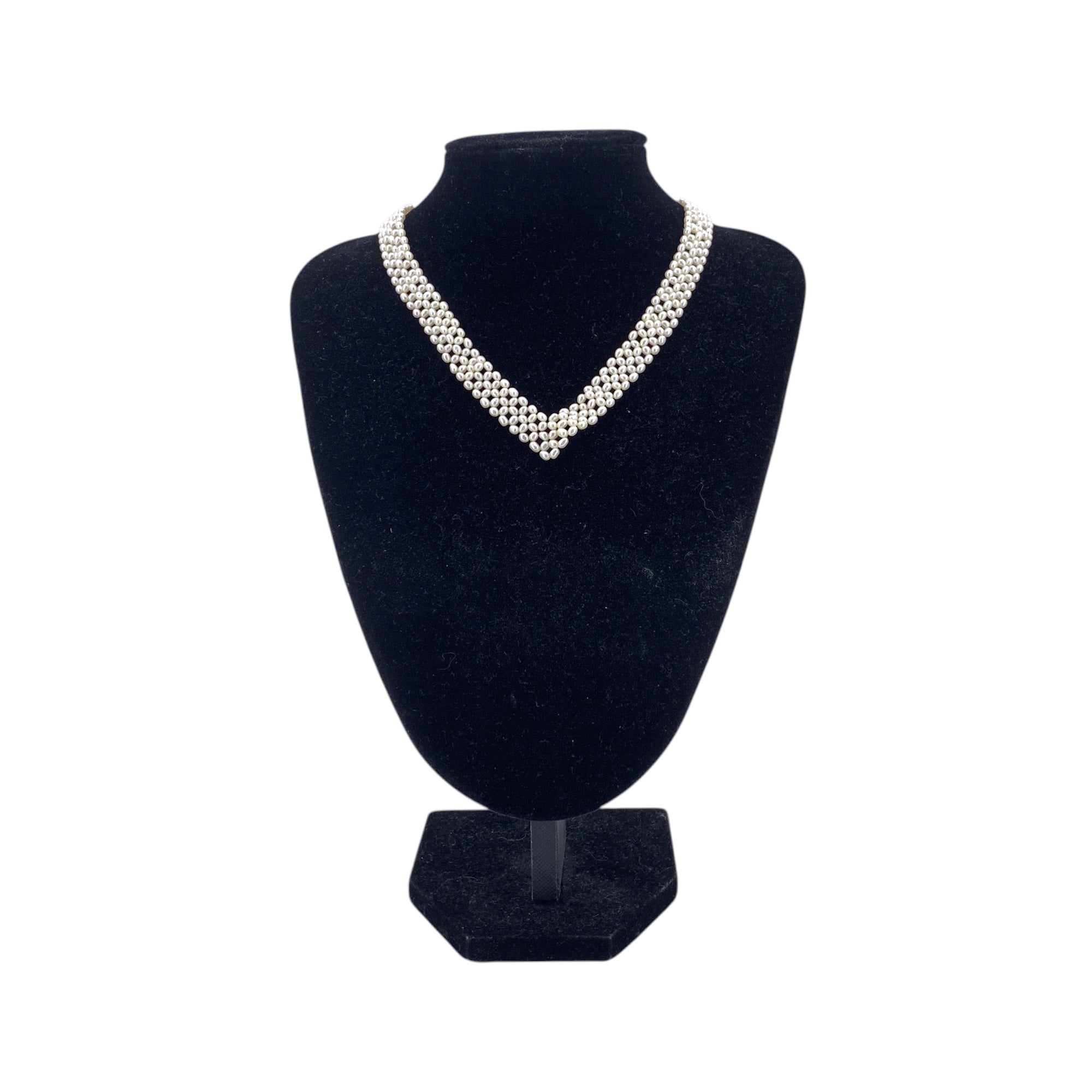 Freshwater Pearls Necklaces