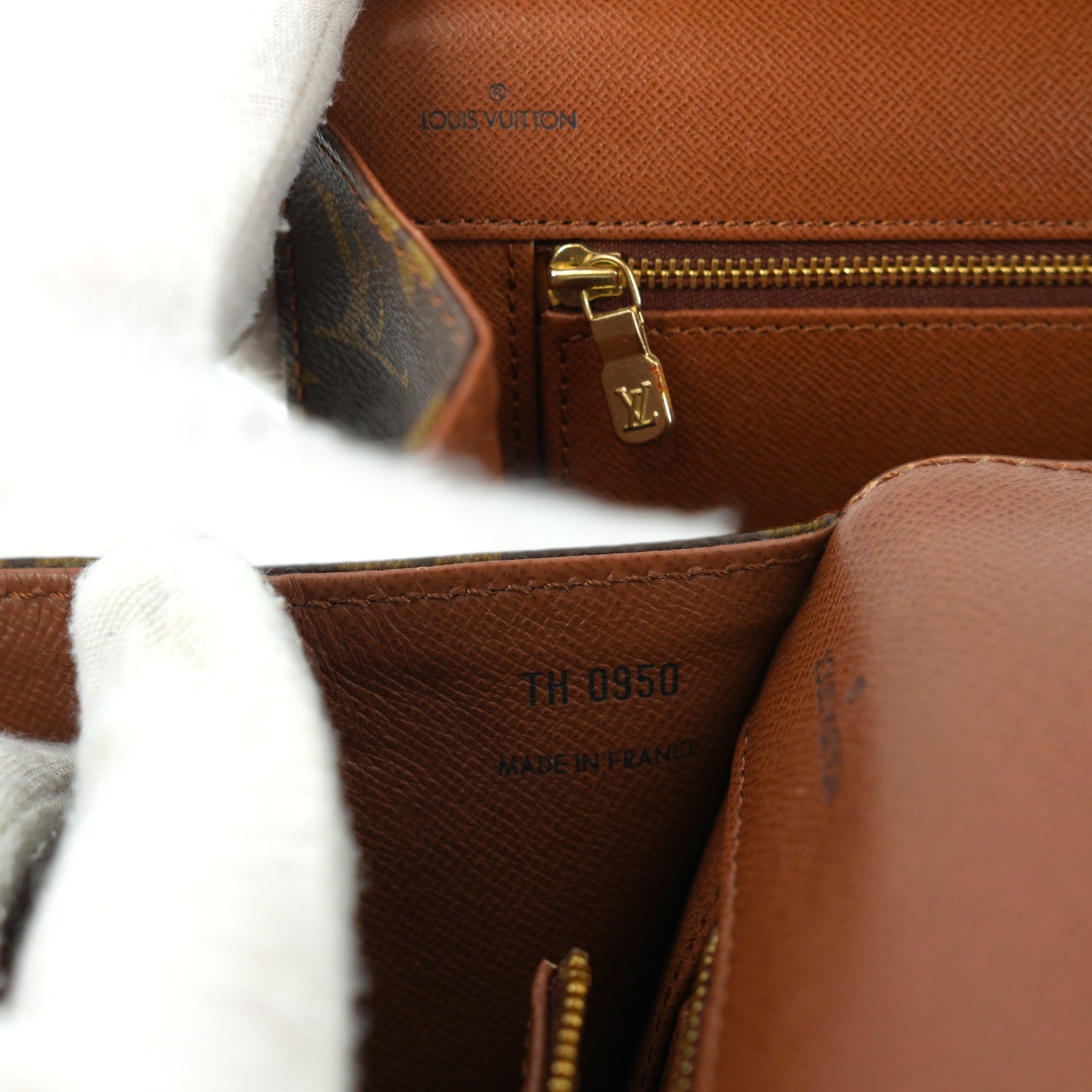Louis Vuitton Pochette Dame Clutches