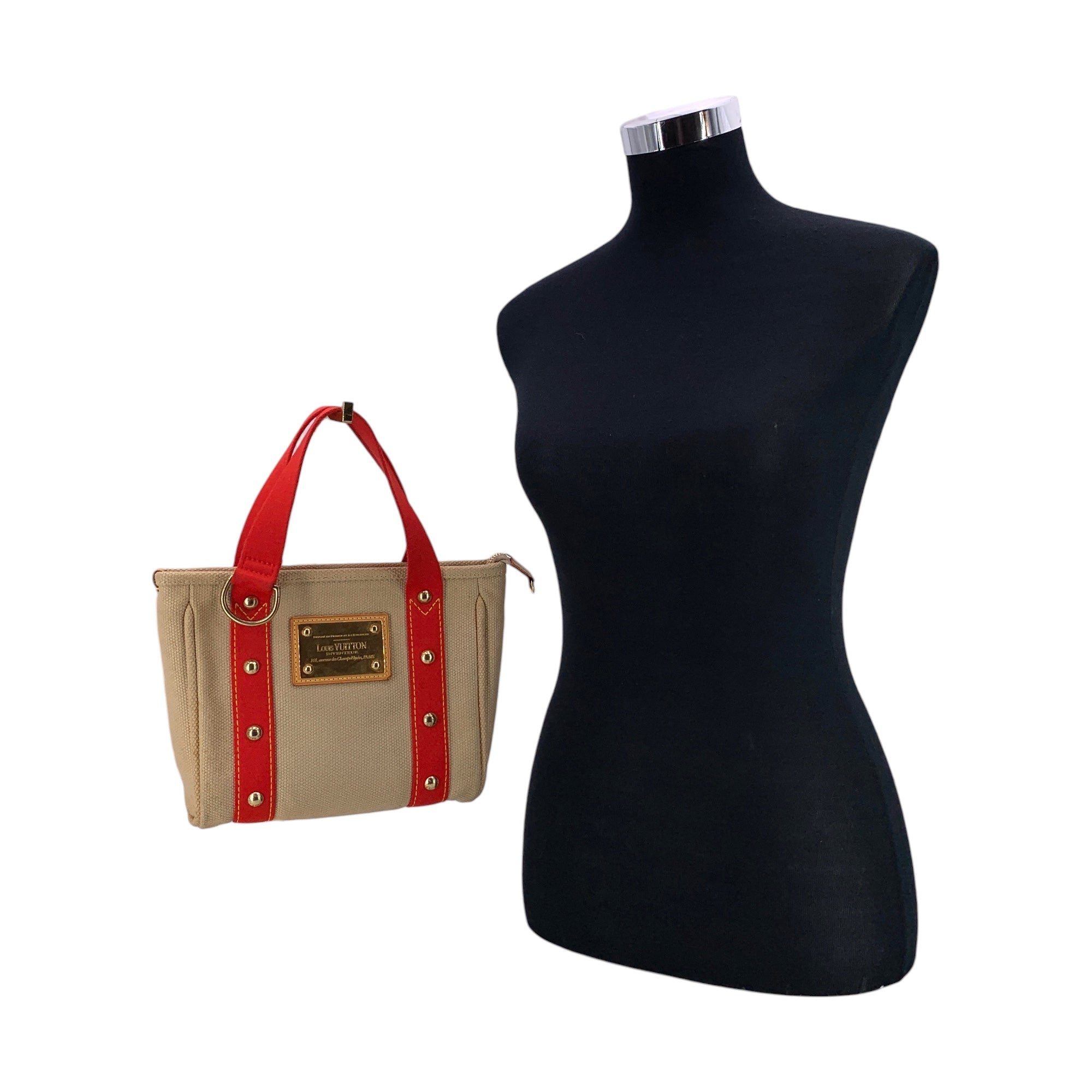 Louis Vuitton Antigua Handbags