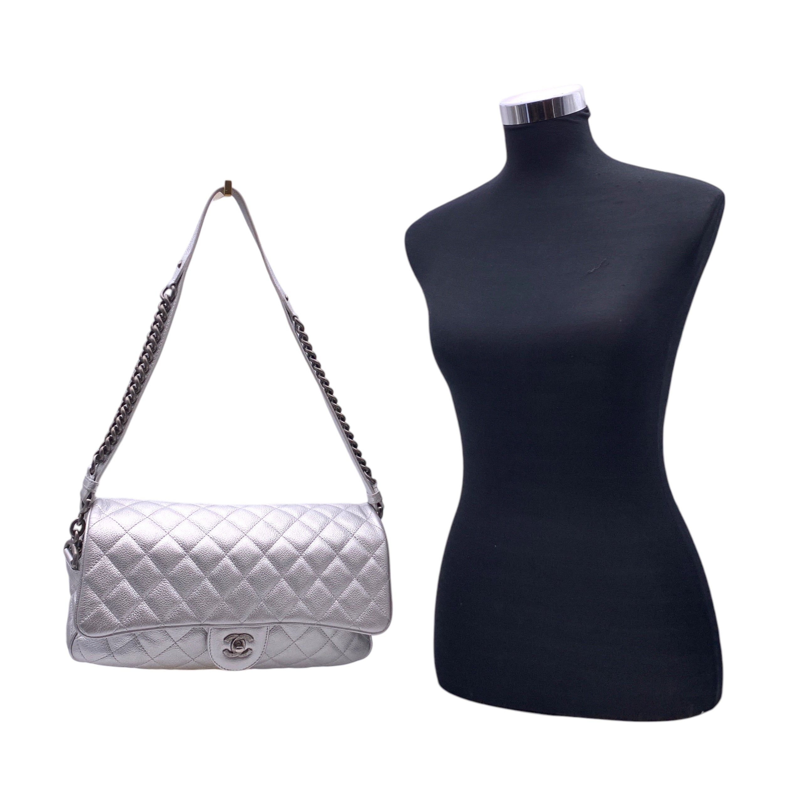 Chanel Timeless/Classique Shoulder Bags