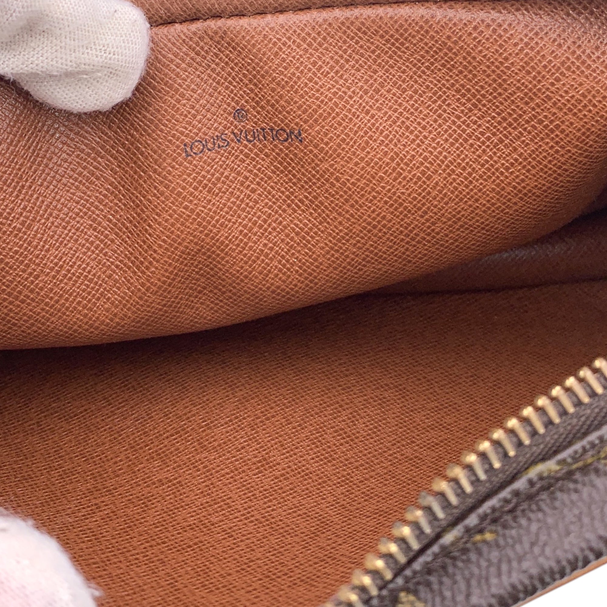 Louis Vuitton Marly vintage Clutches