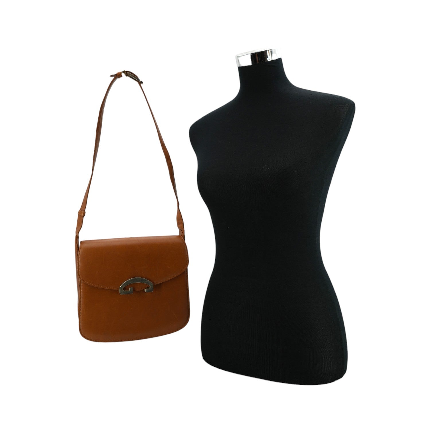 Gucci G Closure Shoulder Bags