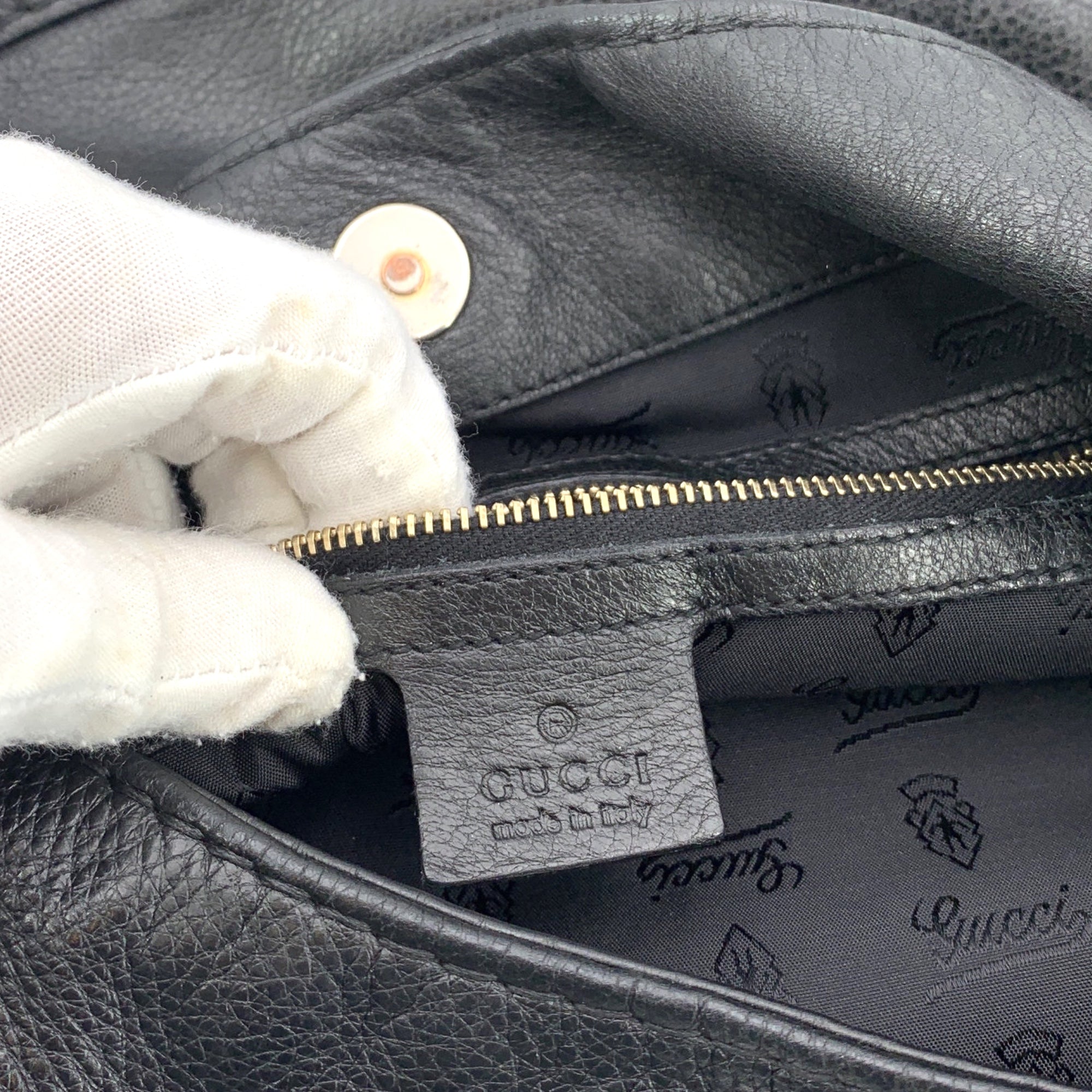 Gucci Charlotte Messenger Shoulder Bags