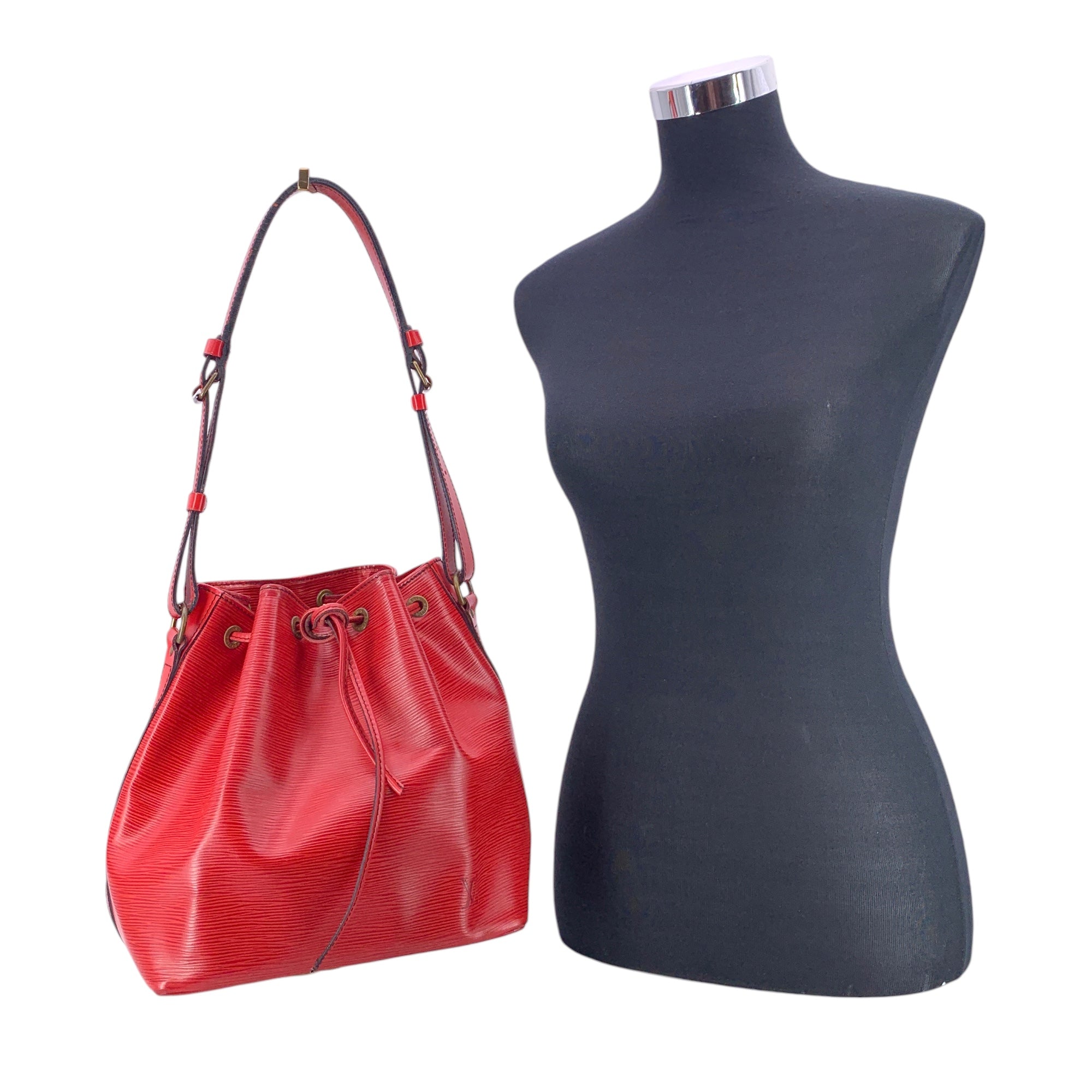 Louis Vuitton Petit Noe Shoulder Bags