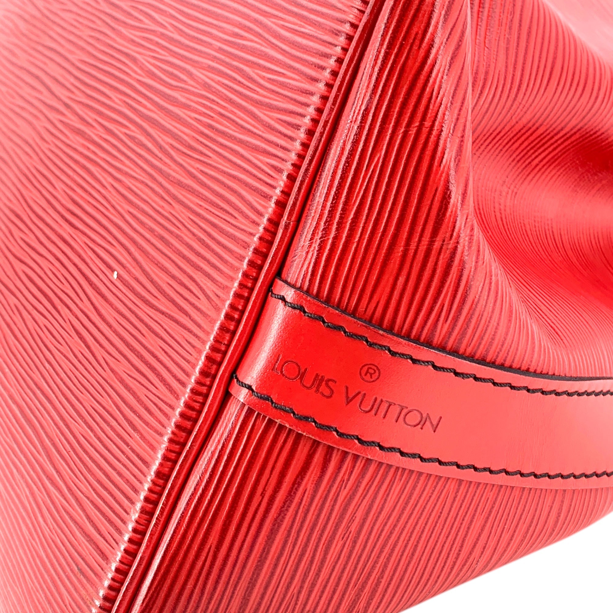 Louis Vuitton Petit Noe Shoulder Bags