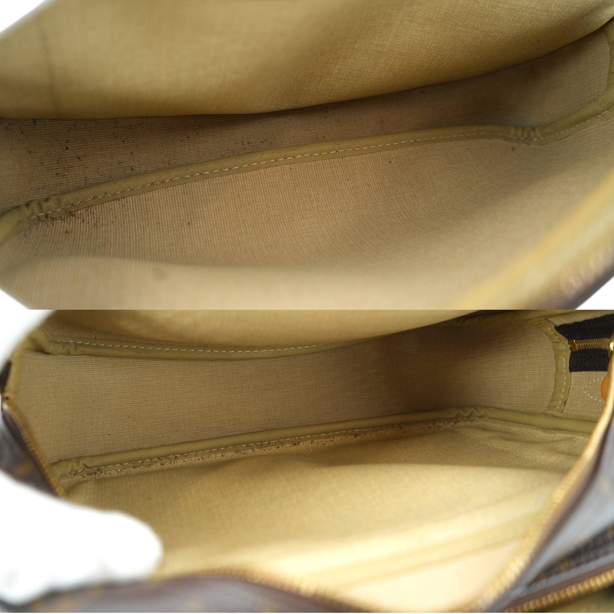Louis Vuitton Reporter Crossbody Bags