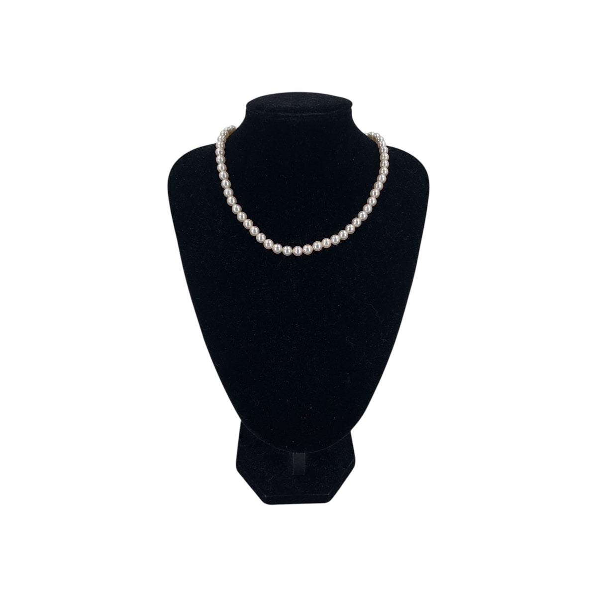 Akoya Pearls Floral Clasp Necklaces
