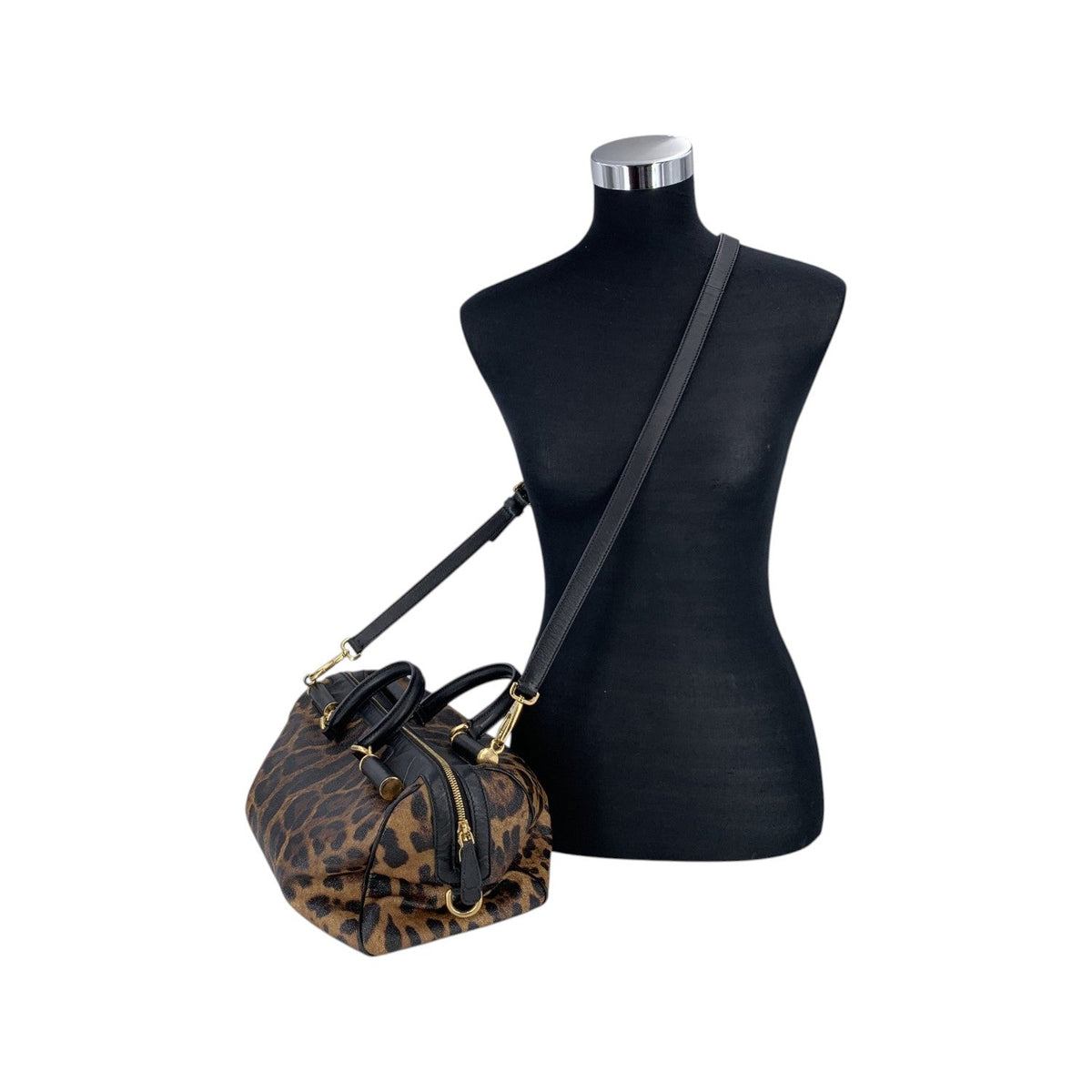 Dolce & Gabbana Vittoria Shoulder Bags