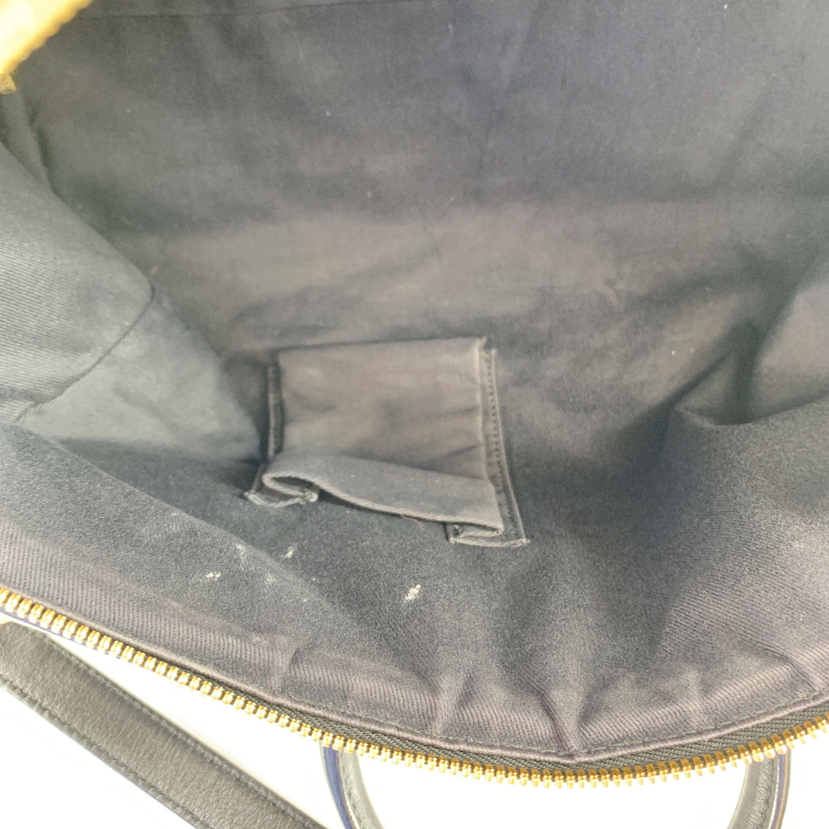 Dolce & Gabbana Vittoria Shoulder Bags