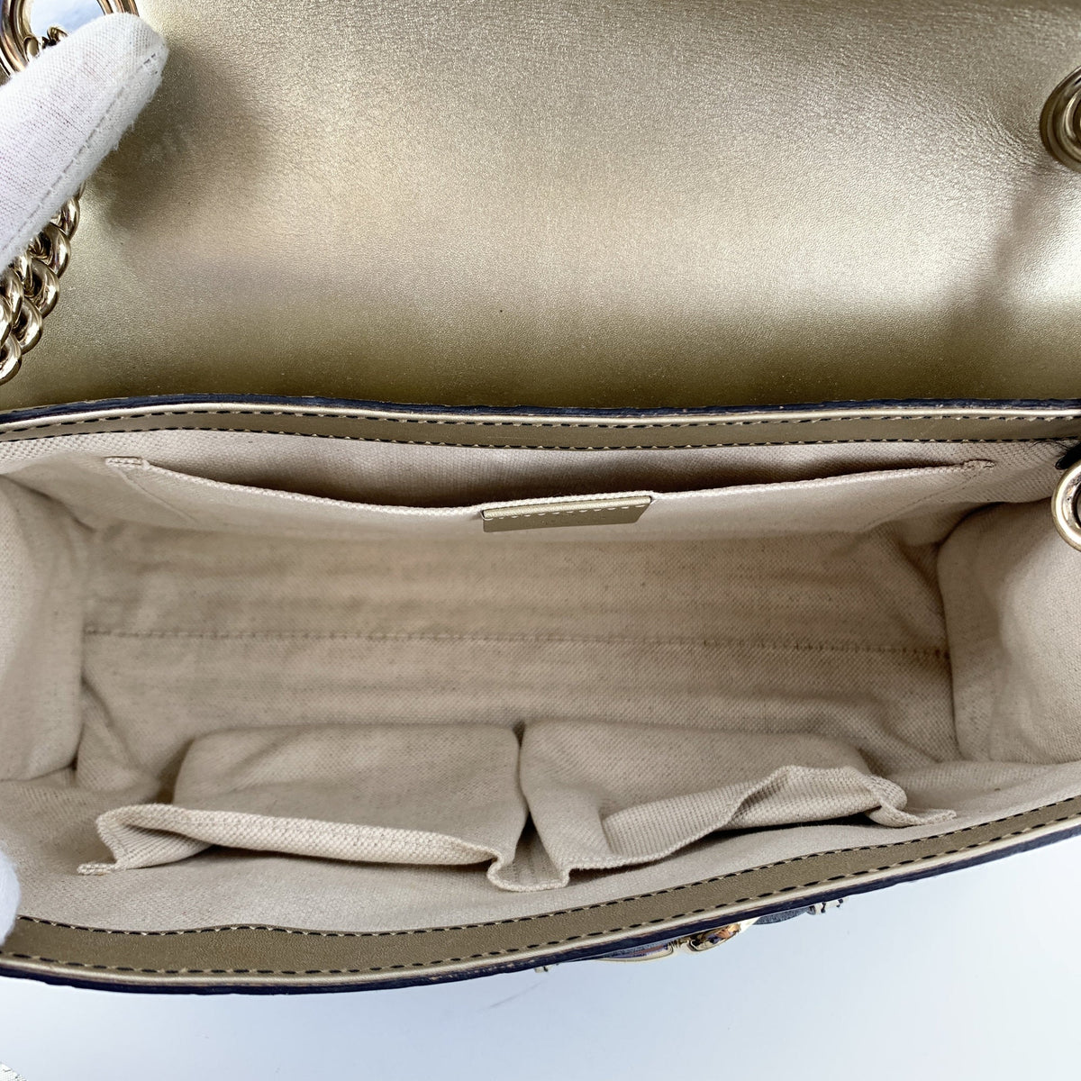 Gucci Emily Shoulder Bags