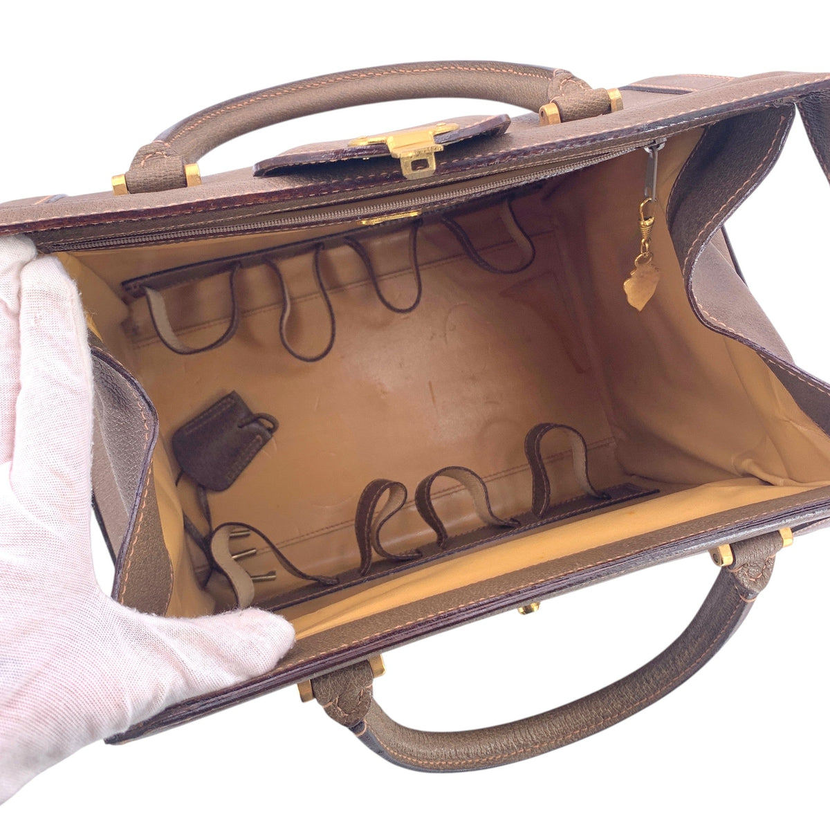 Gucci Not Applicable Handbags