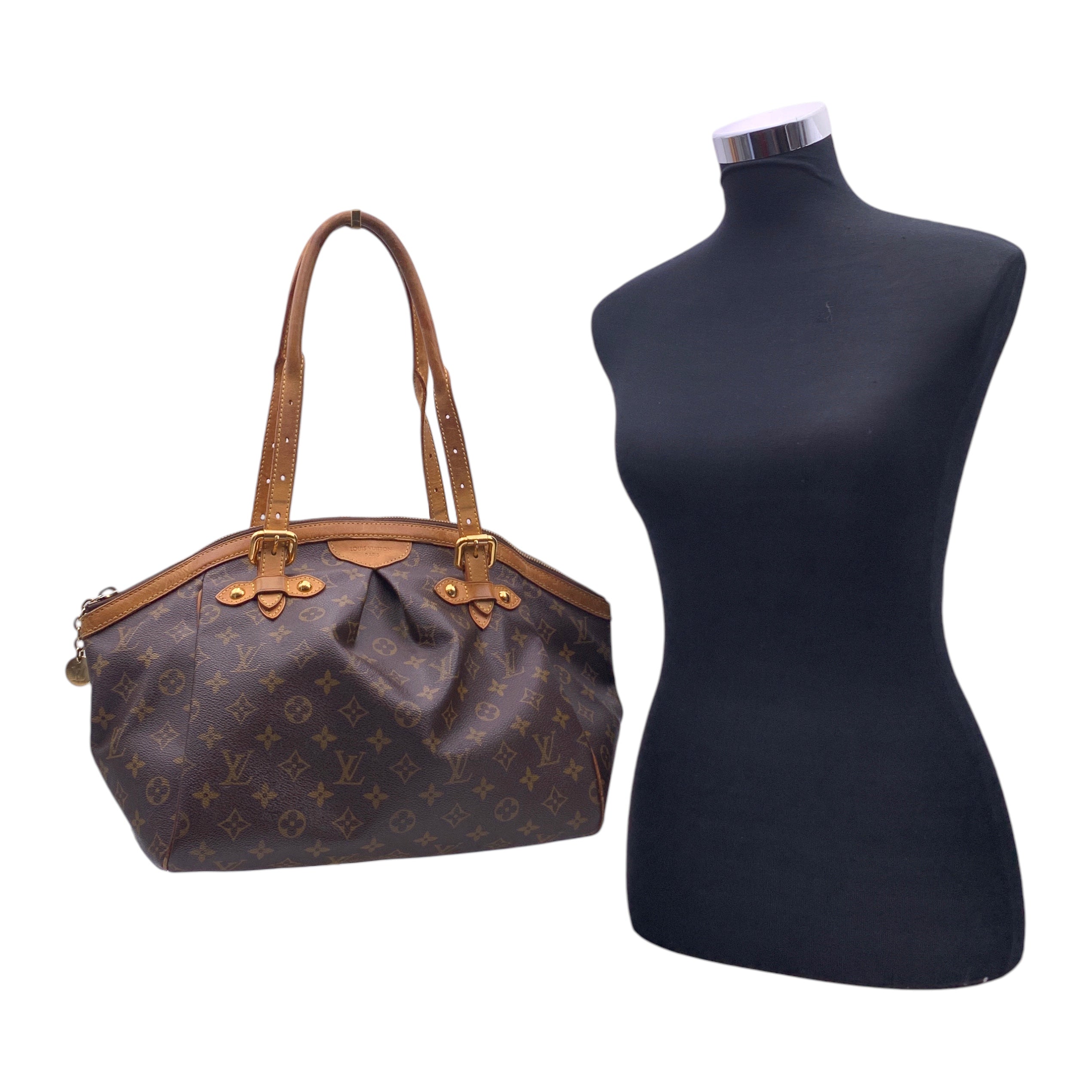Louis Vuitton Tivoli Shoulder Bags