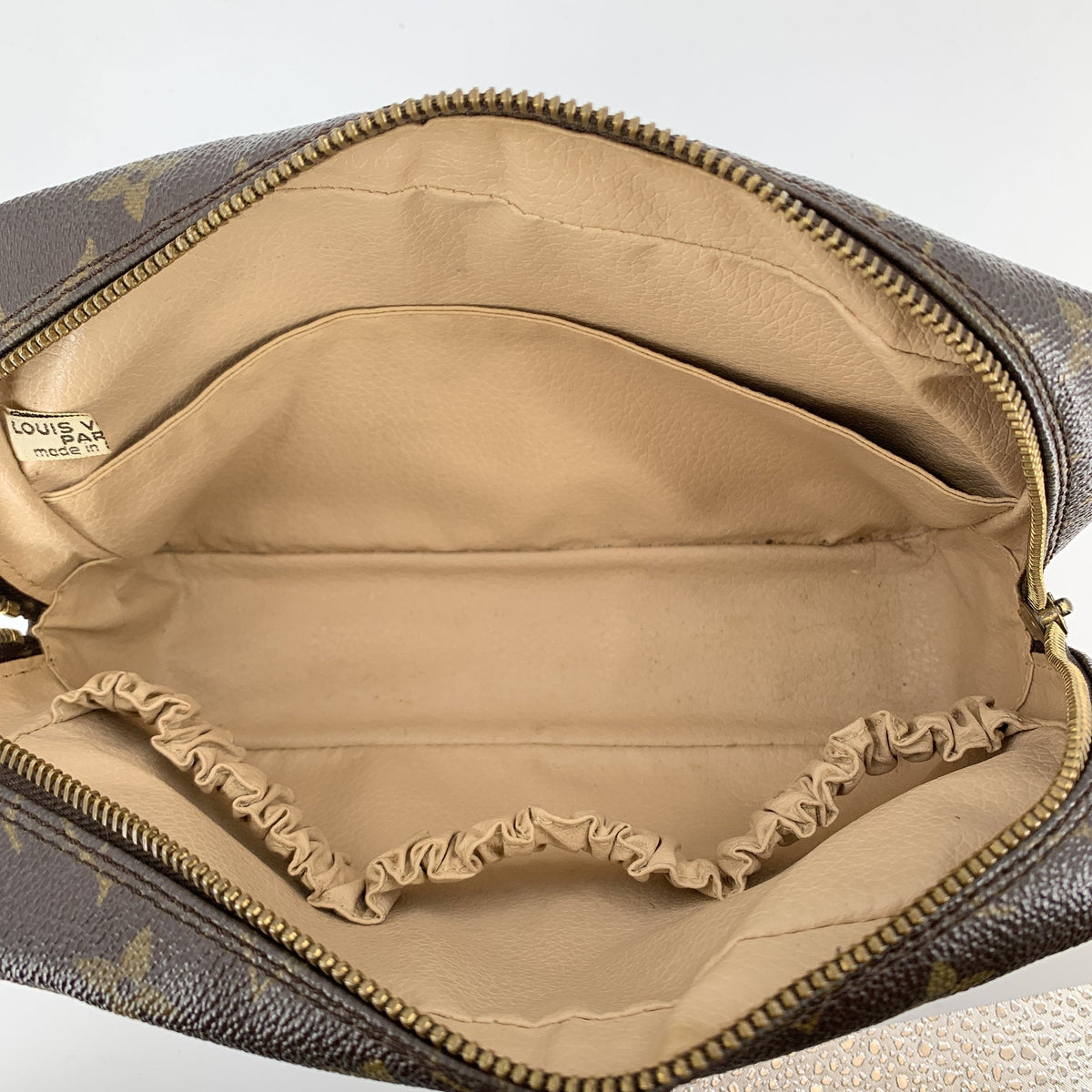 Louis Vuitton Trousse de Toilette Clutches