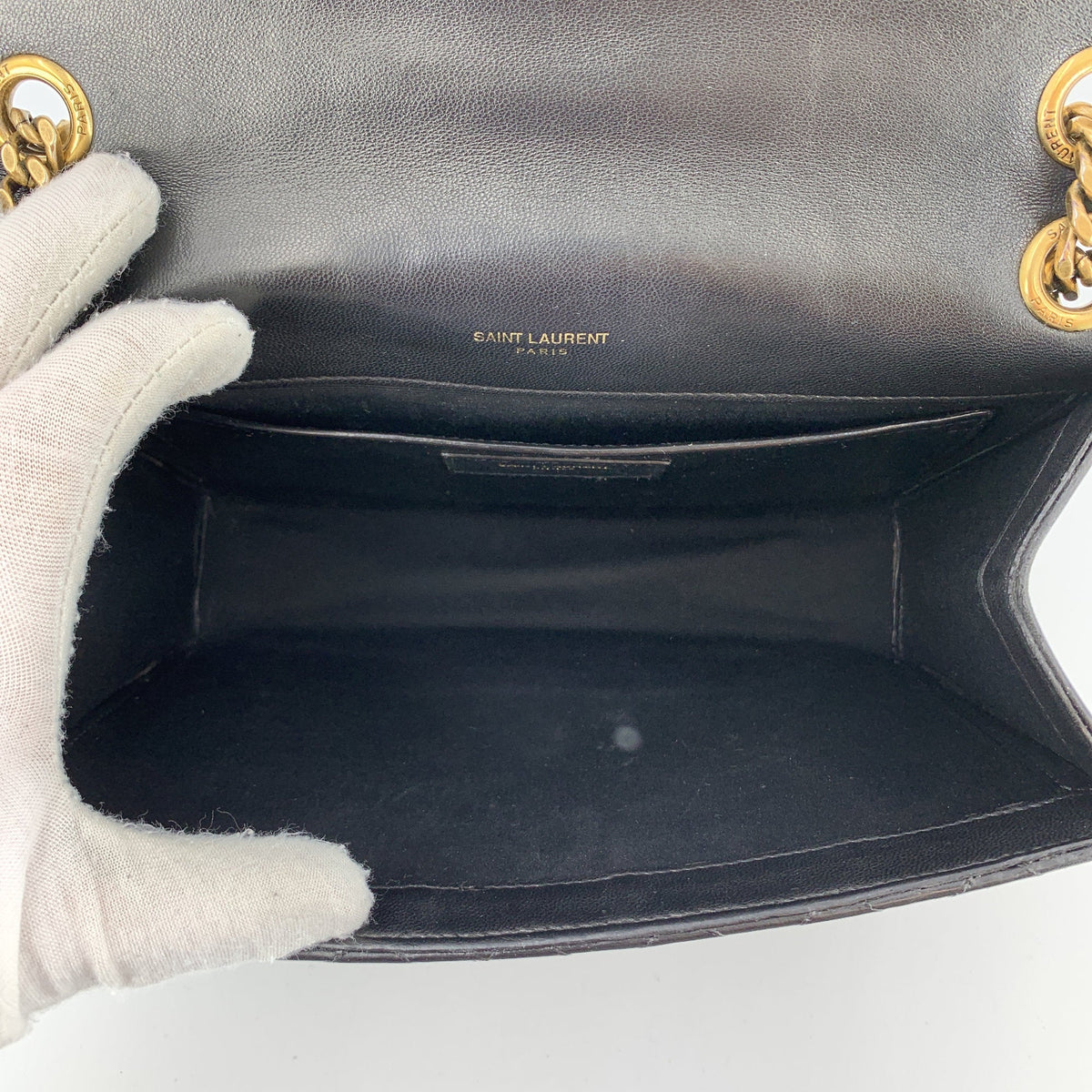Saint Laurent Envelope Shoulder Bags