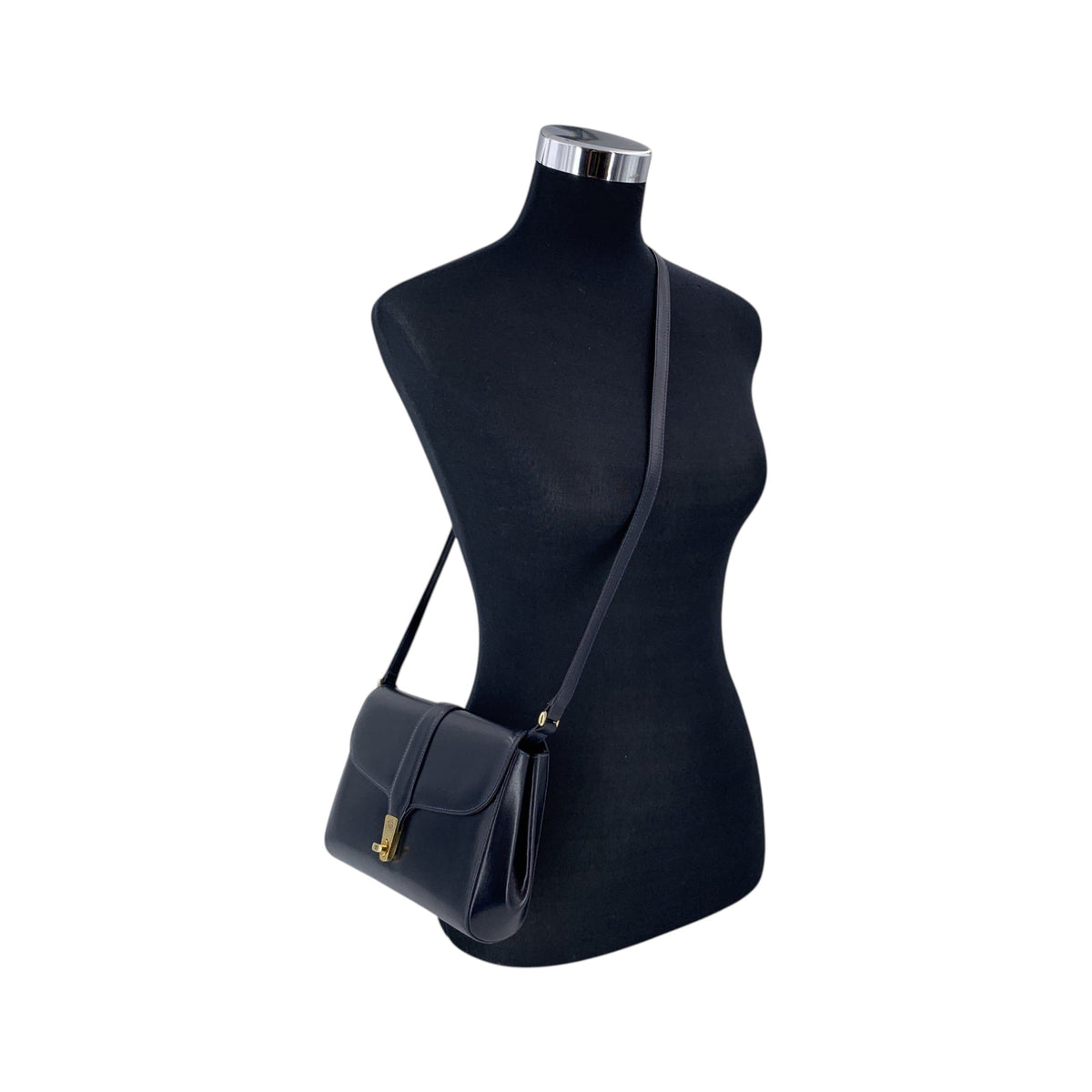 Gucci Crest Clasp Shoulder Bags
