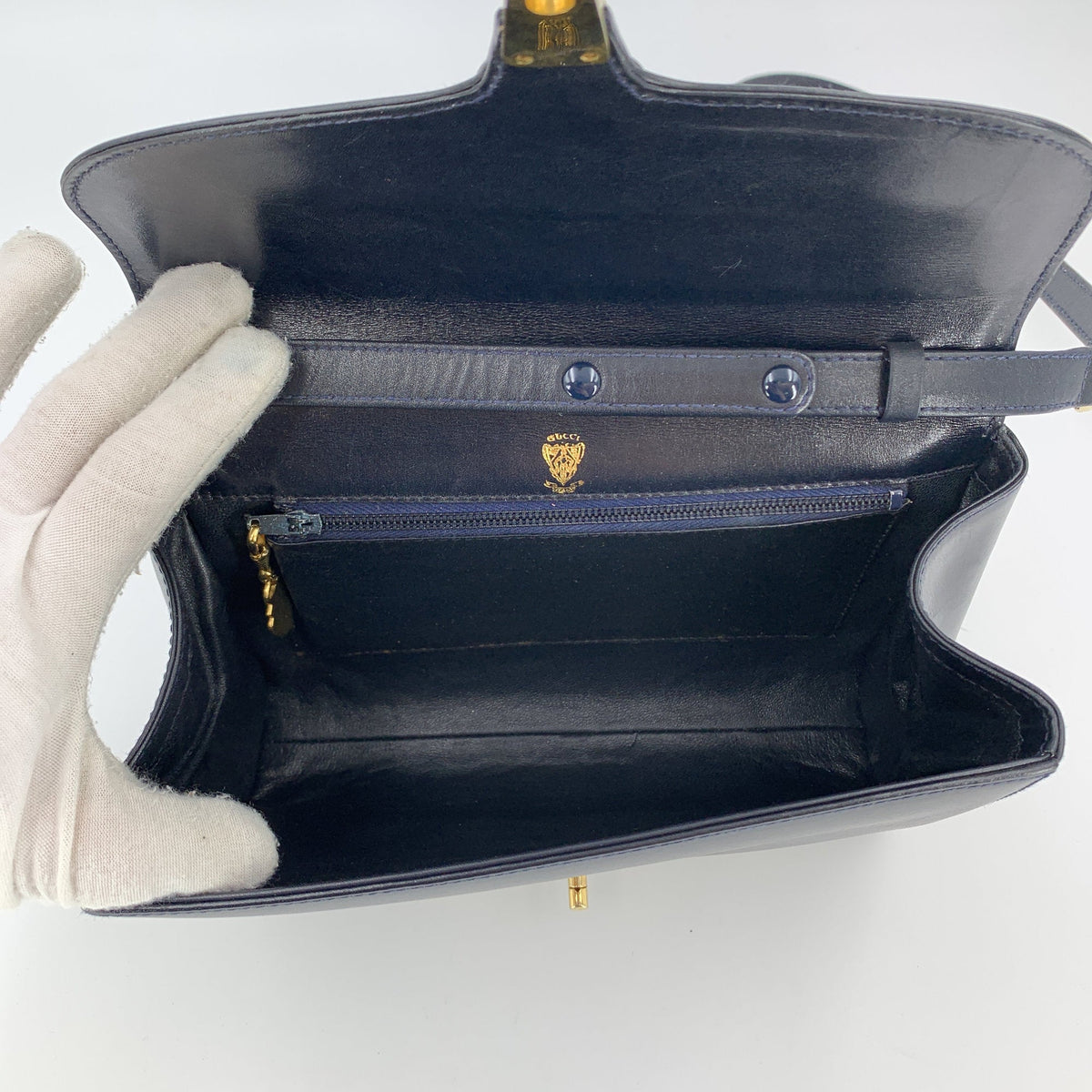 Gucci Crest Clasp Shoulder Bags