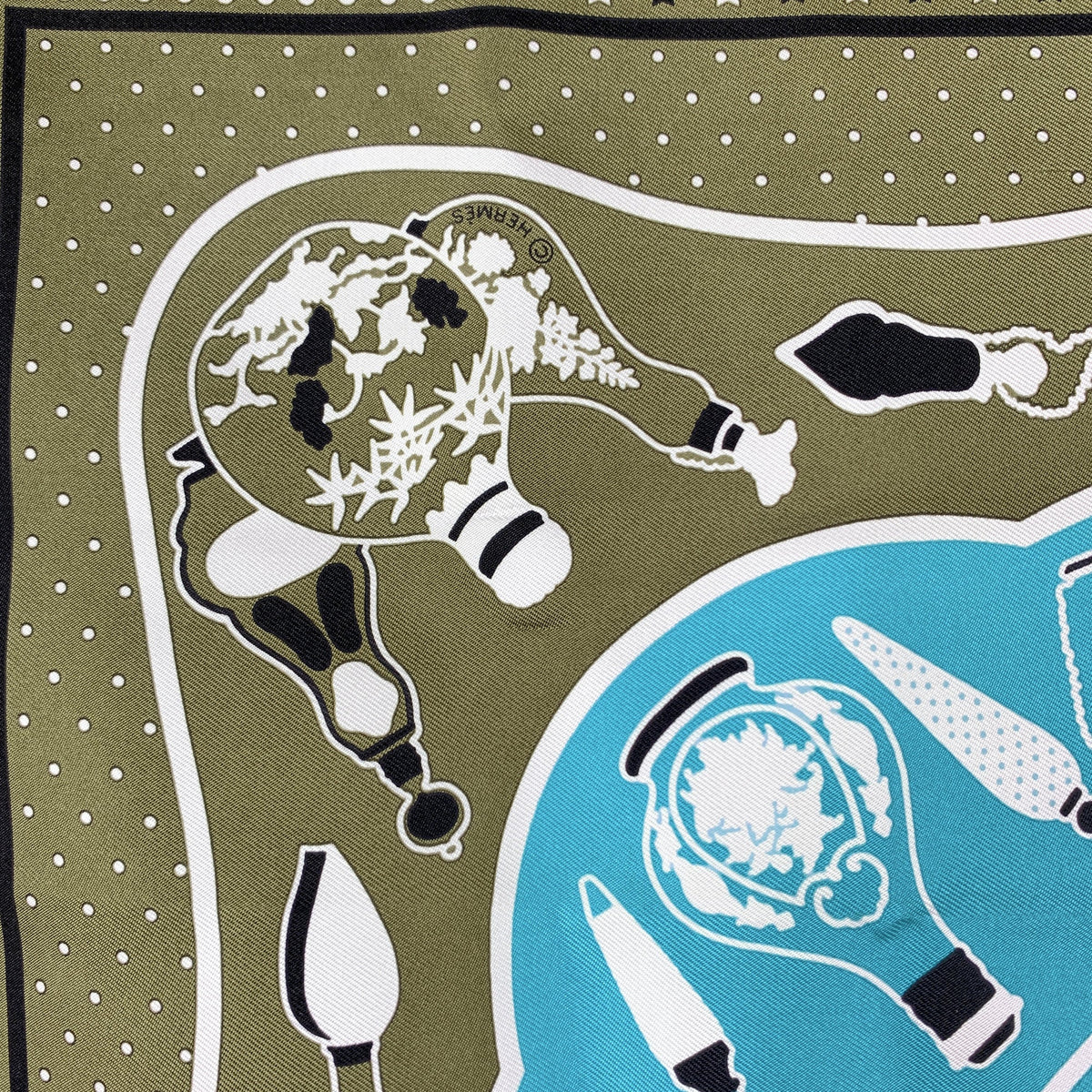 Hermes Qu'Importe le Flacon Scarves