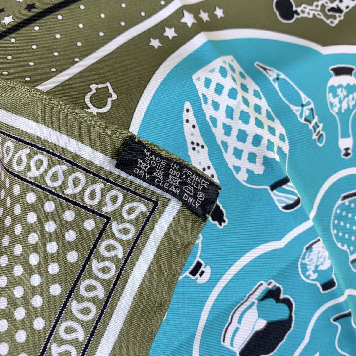 Hermes Qu'Importe le Flacon Scarves