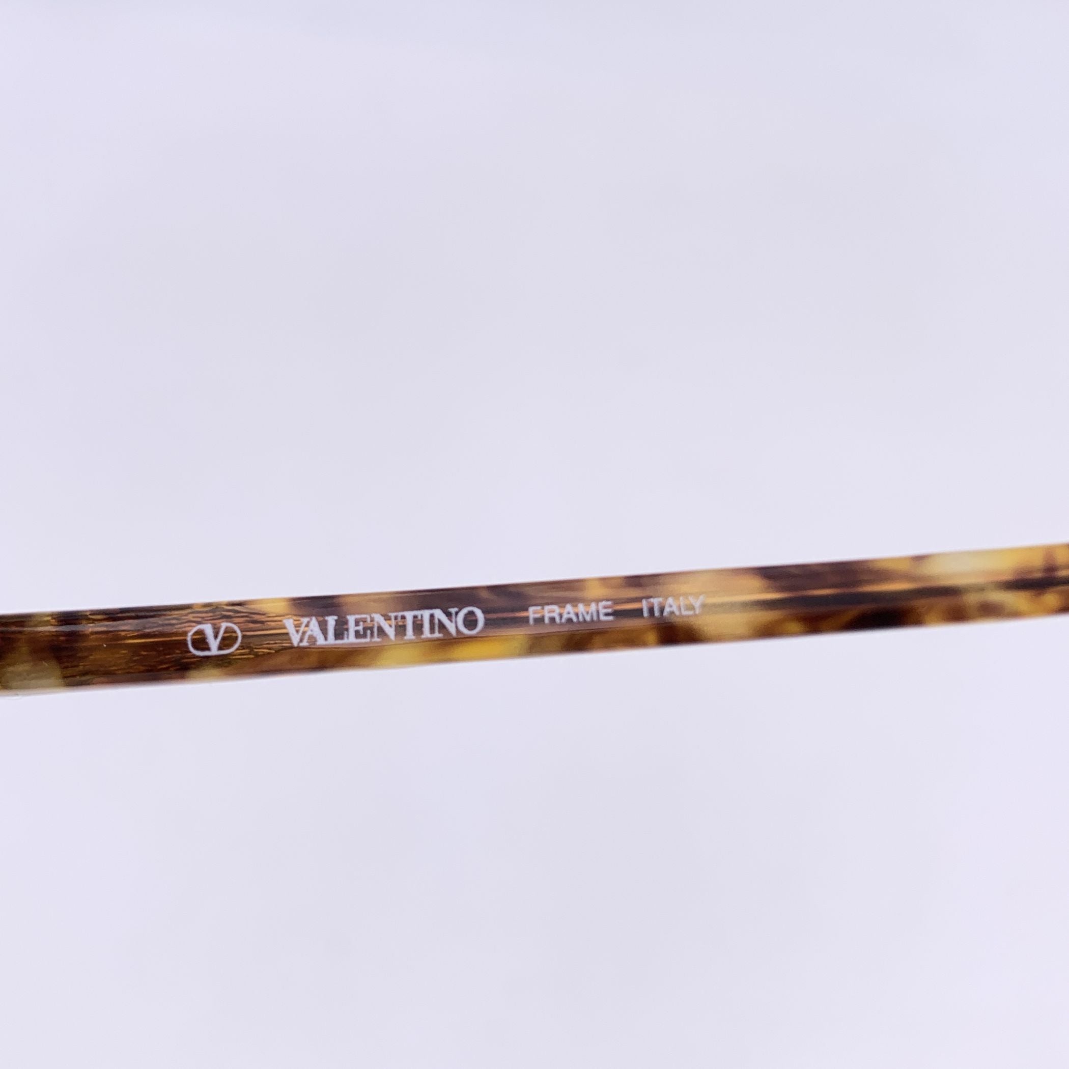 VALENTINO GARAVANI Sunglasses