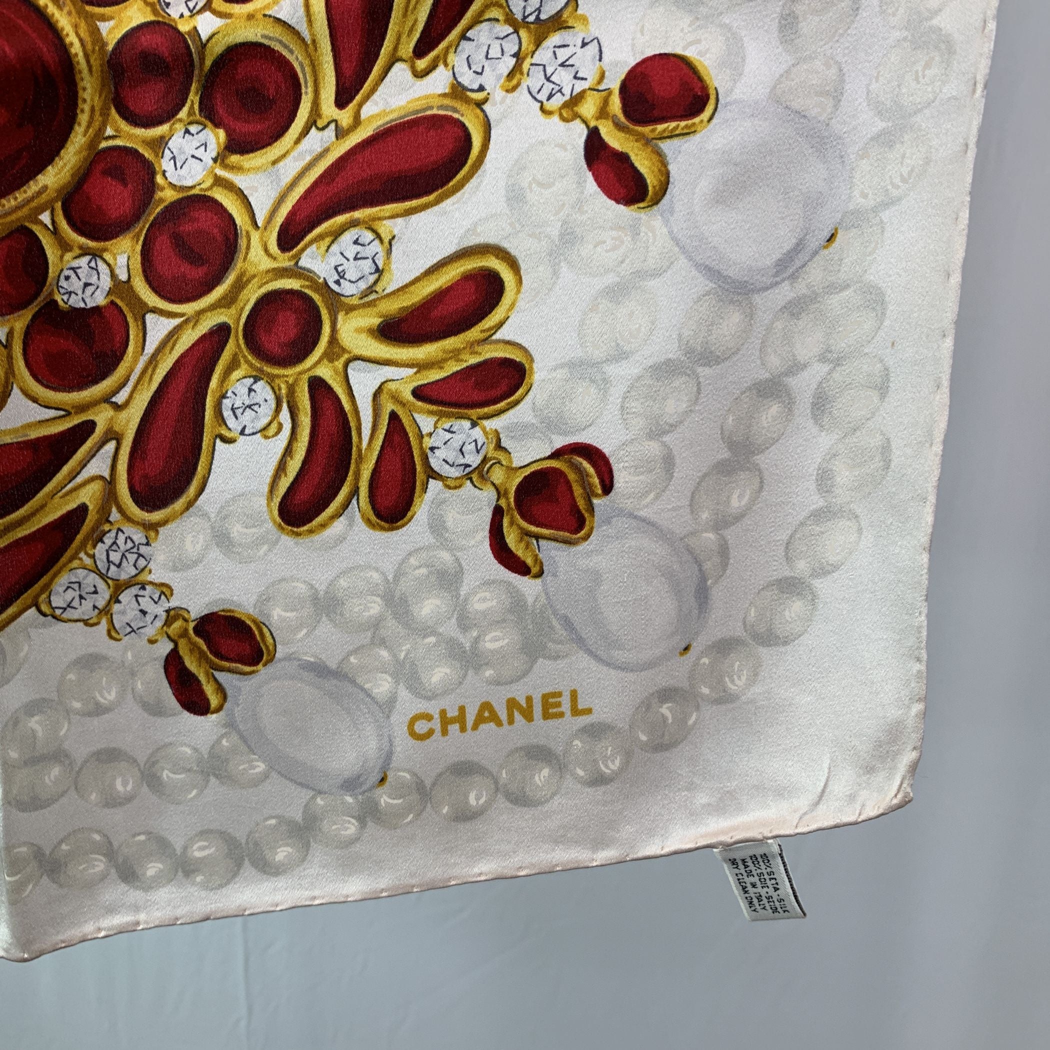 CHANEL Scarves