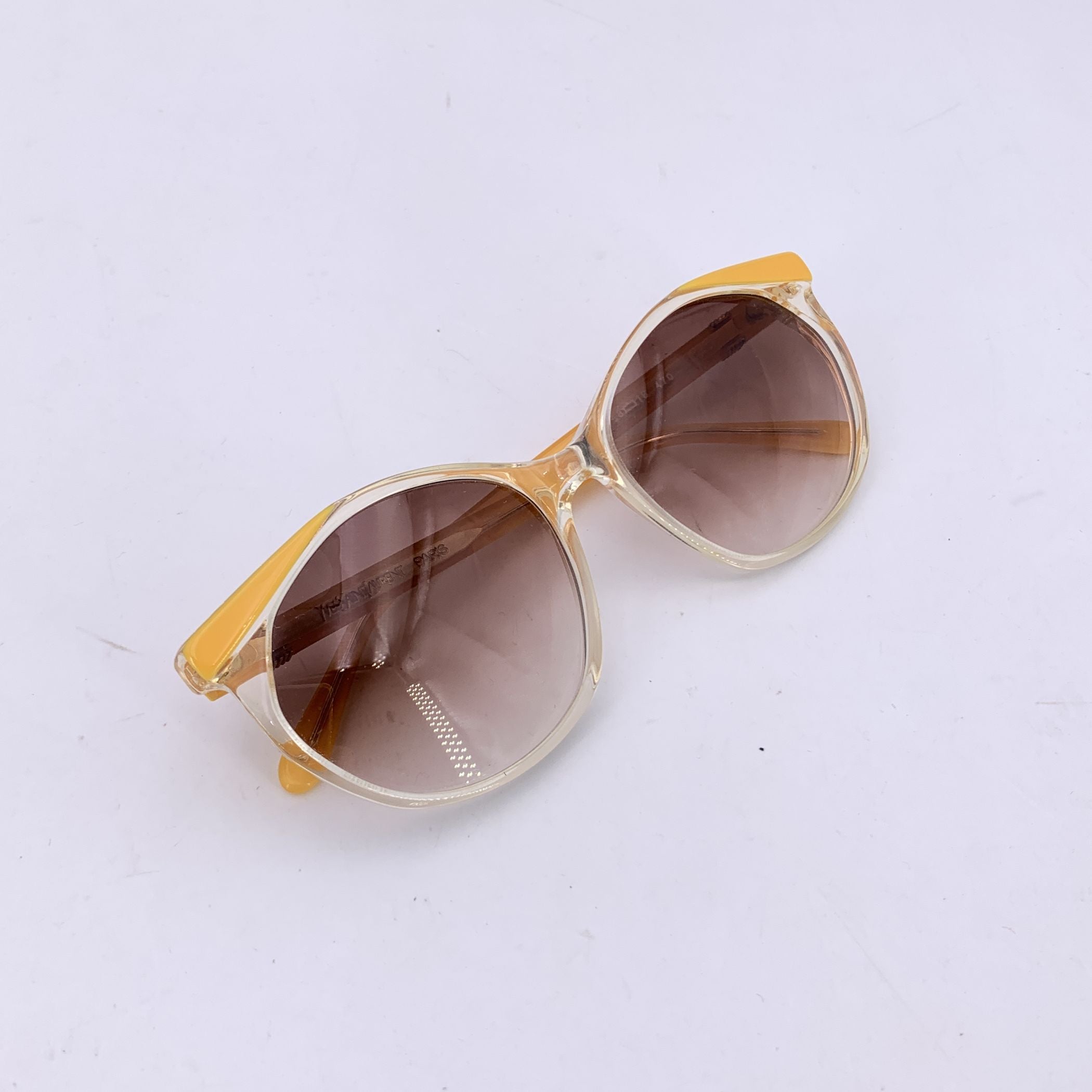 YVES SAINT LAURENT Sunglasses