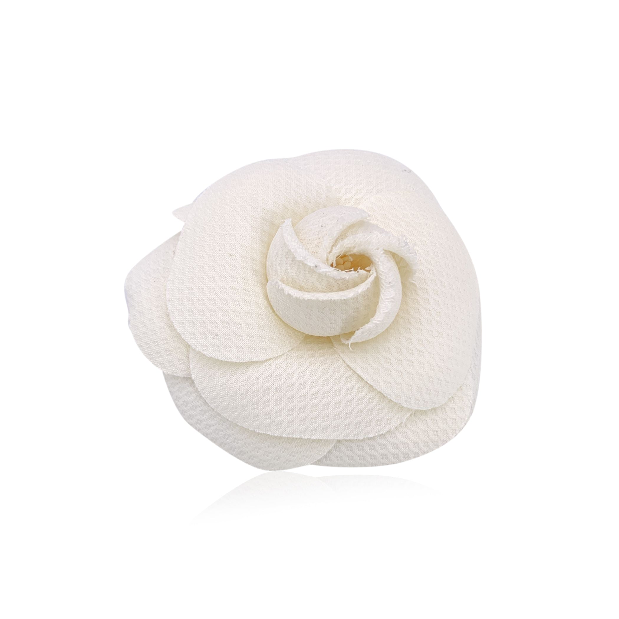 CHANEL Brooches Camelia
