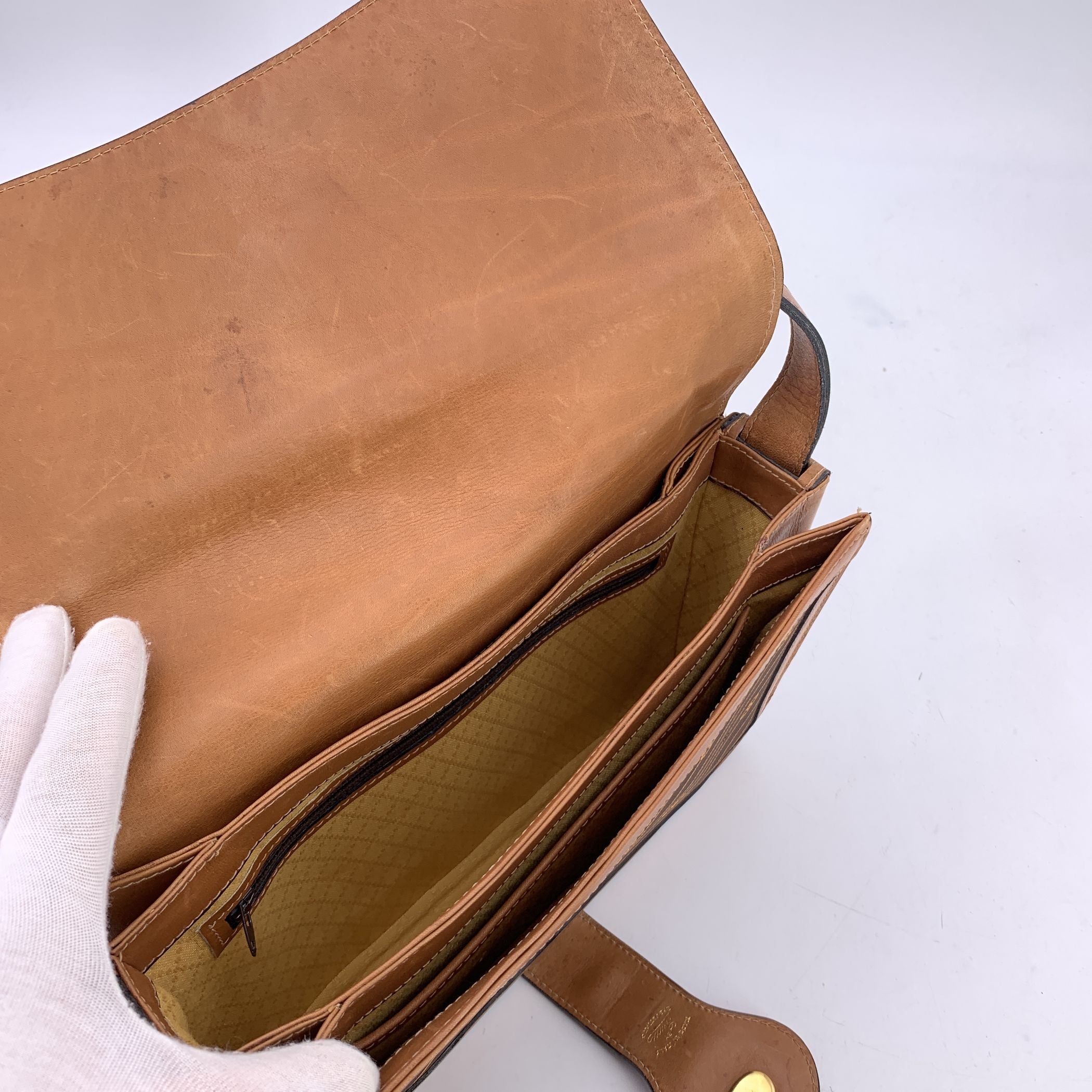GUCCI Shoulder Bags