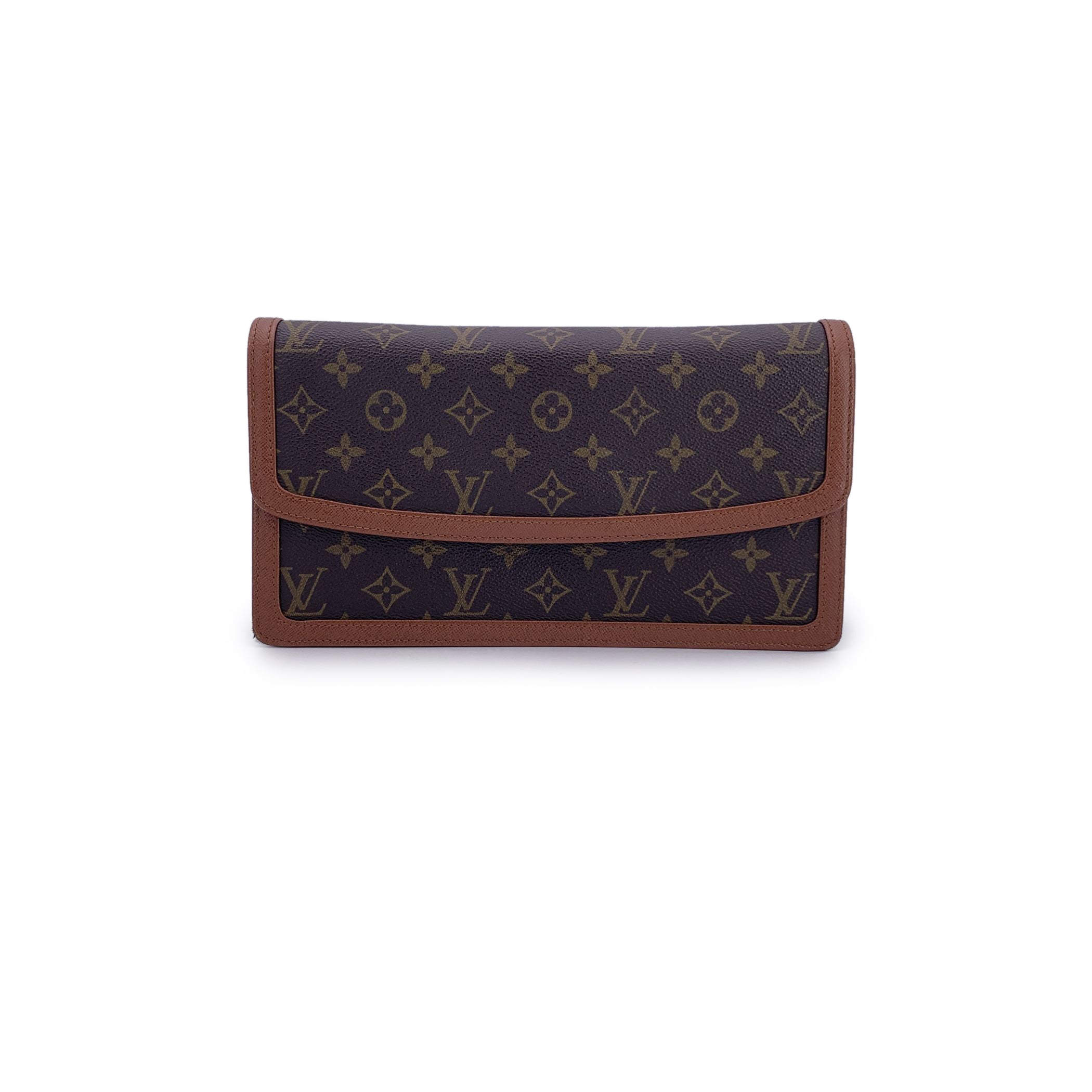 LOUIS VUITTON Clutches