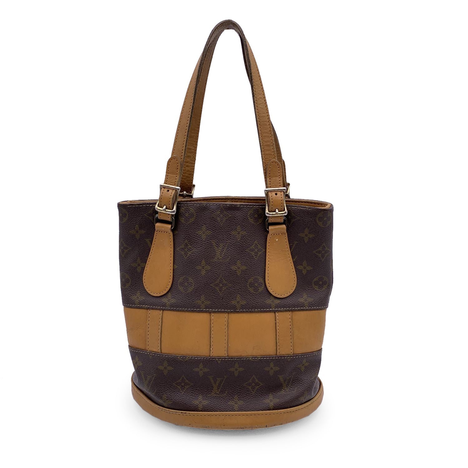 Louis Vuitton Bucket Shoulder Bags