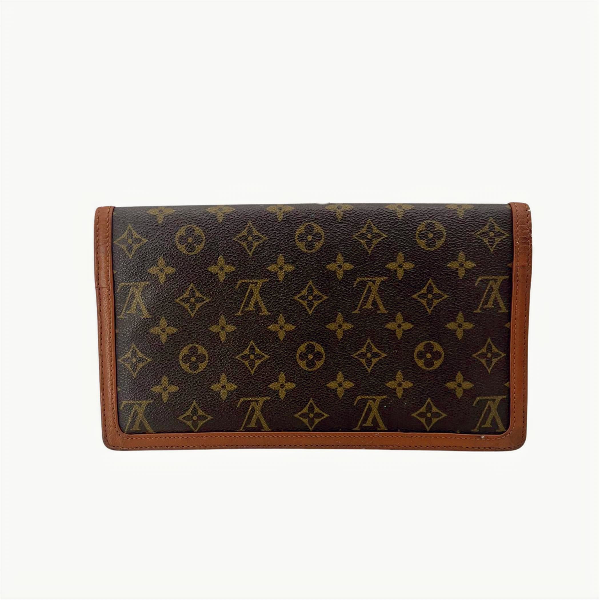 Louis Vuitton Pochette Dame Clutches
