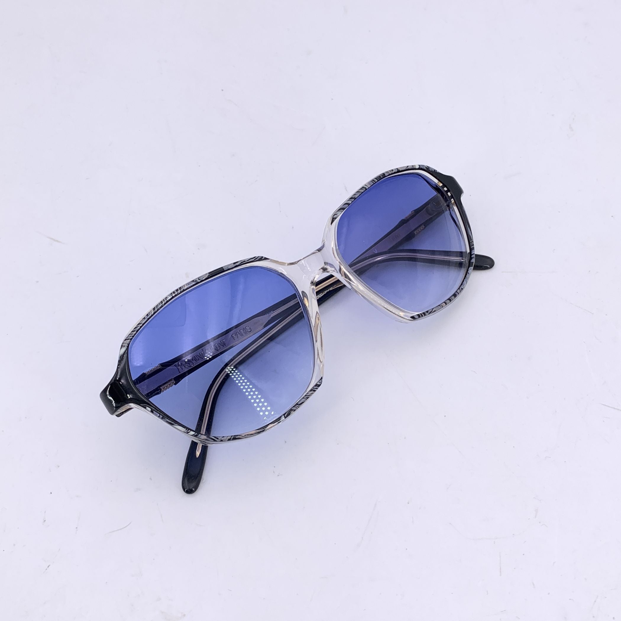 YVES SAINT LAURENT Sunglasses